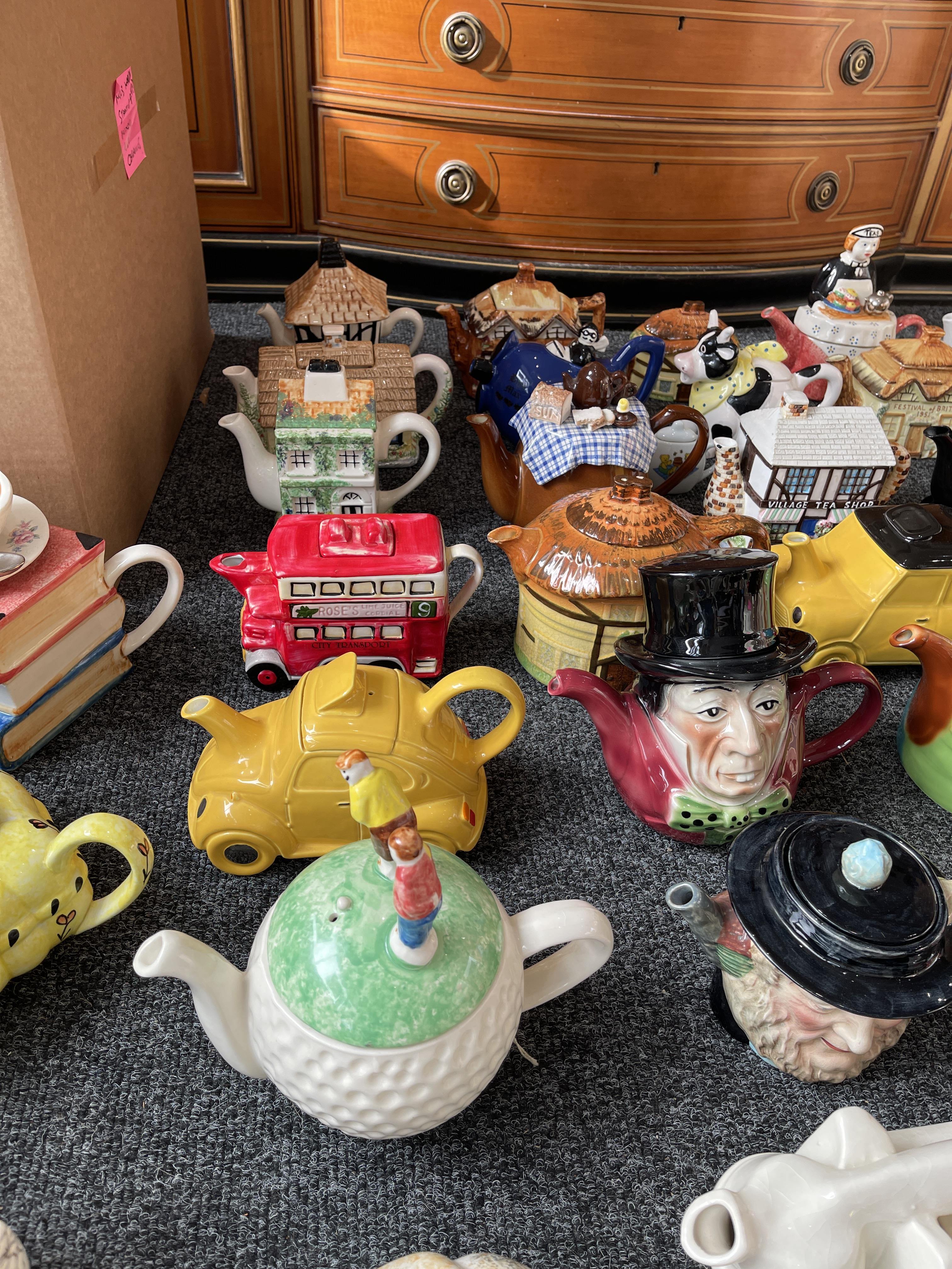 Collection of Ceramic Tea Pots - Image 11 of 44