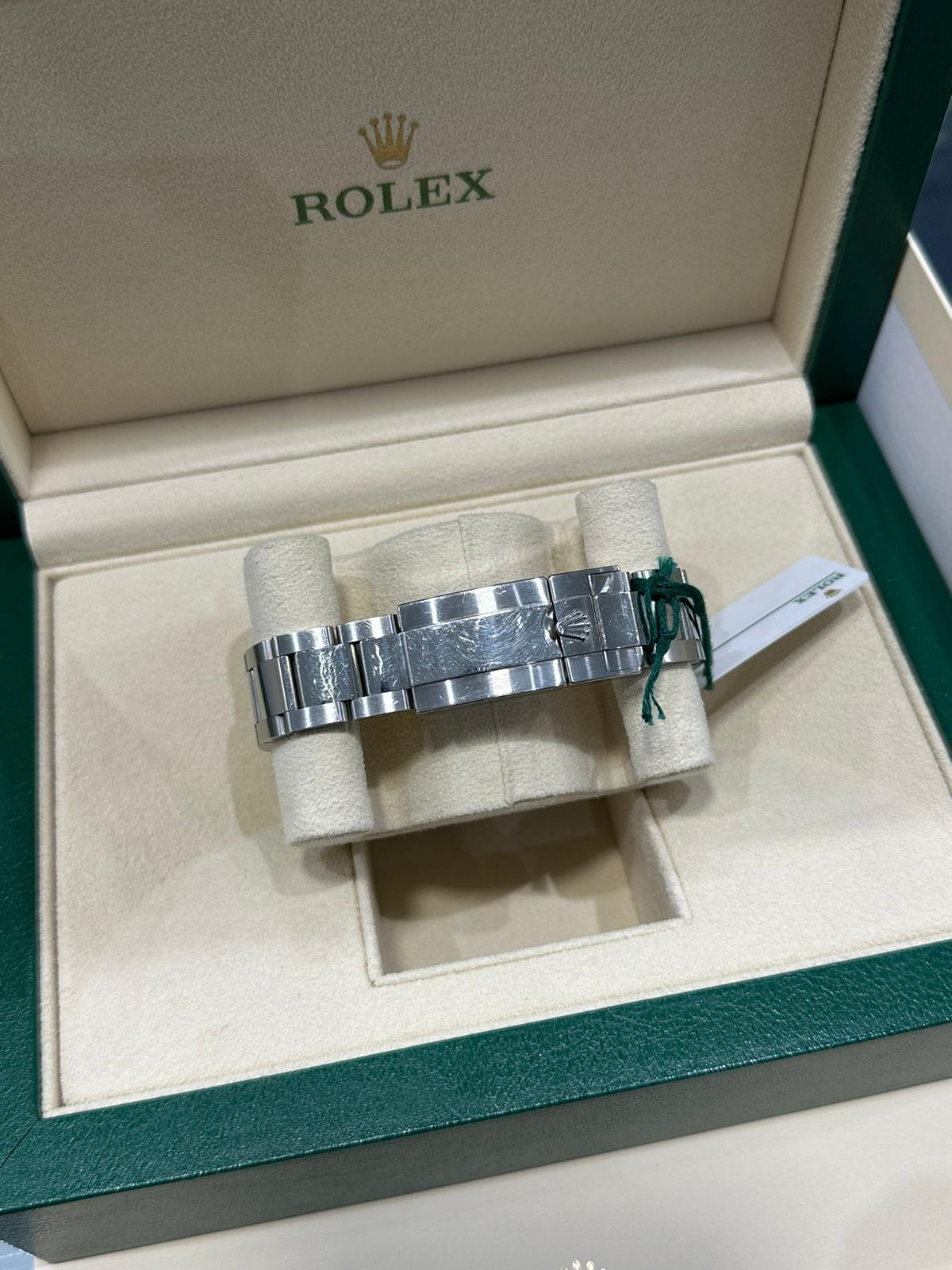 Rolex Daytona Ceramic Black 116500LN 2020 complete with box and papers - Image 6 of 8