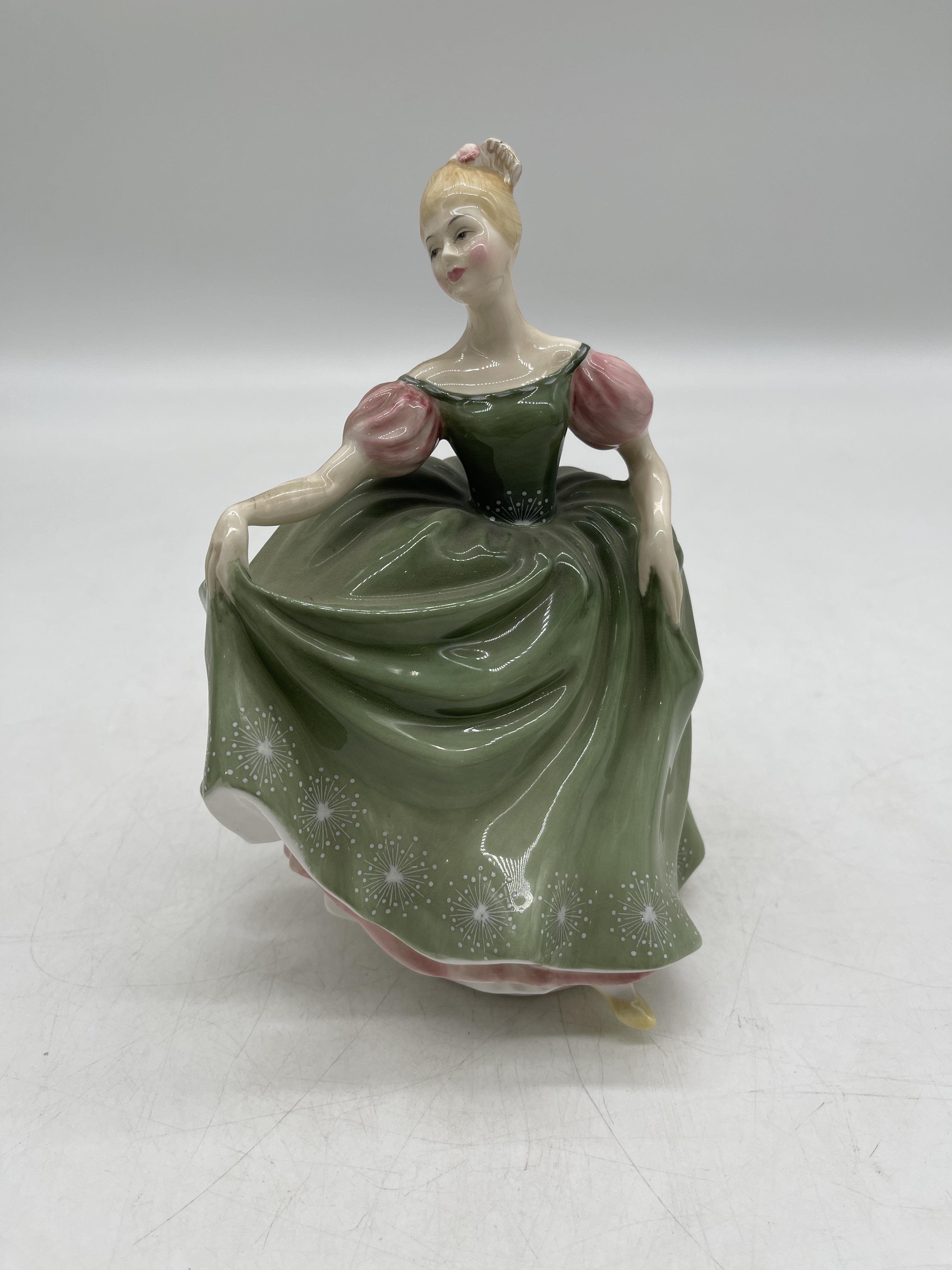 Green Royal Doulton ceramic figurines - Image 6 of 41