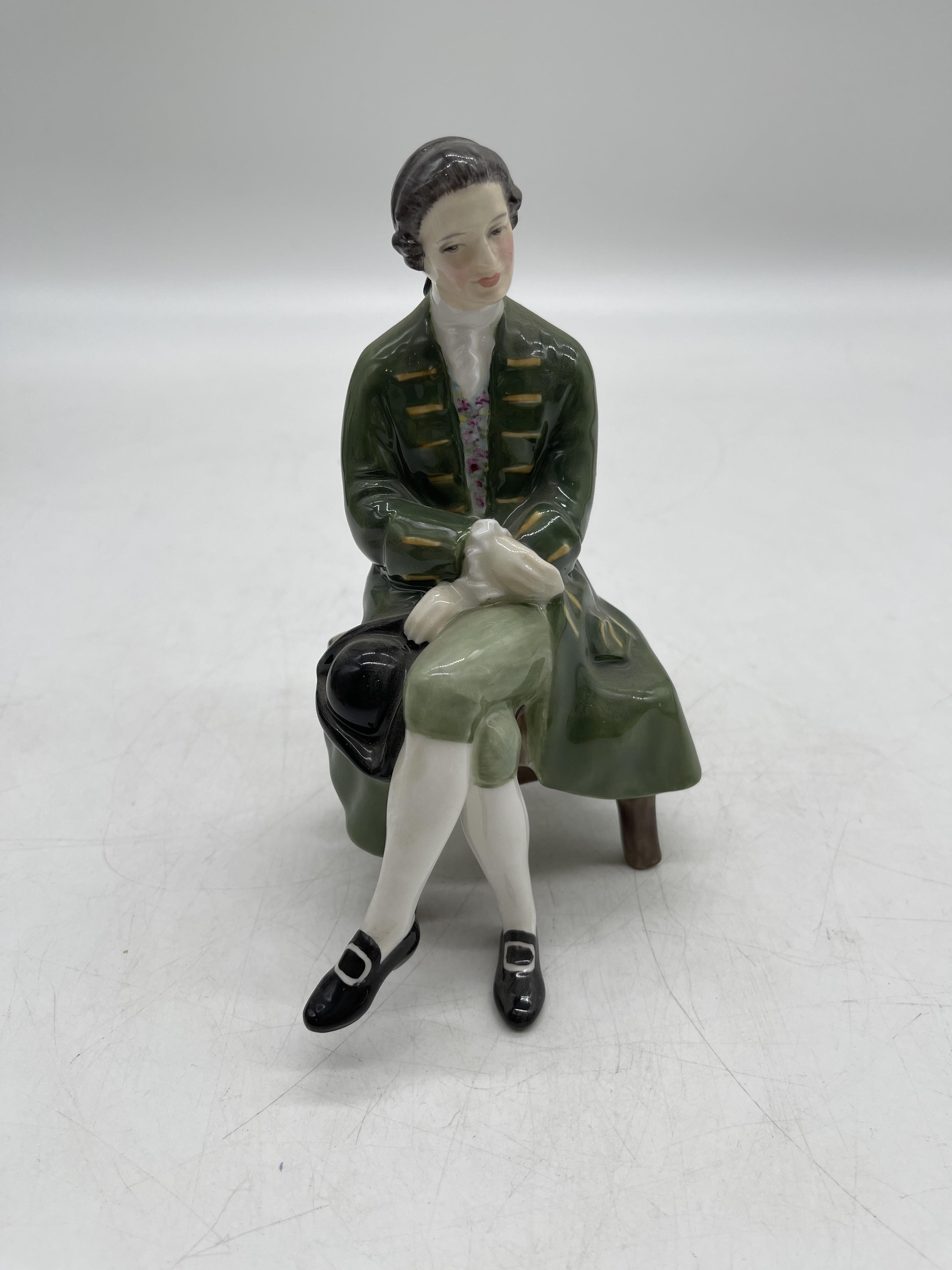 Green Royal Doulton ceramic figurines - Image 14 of 41