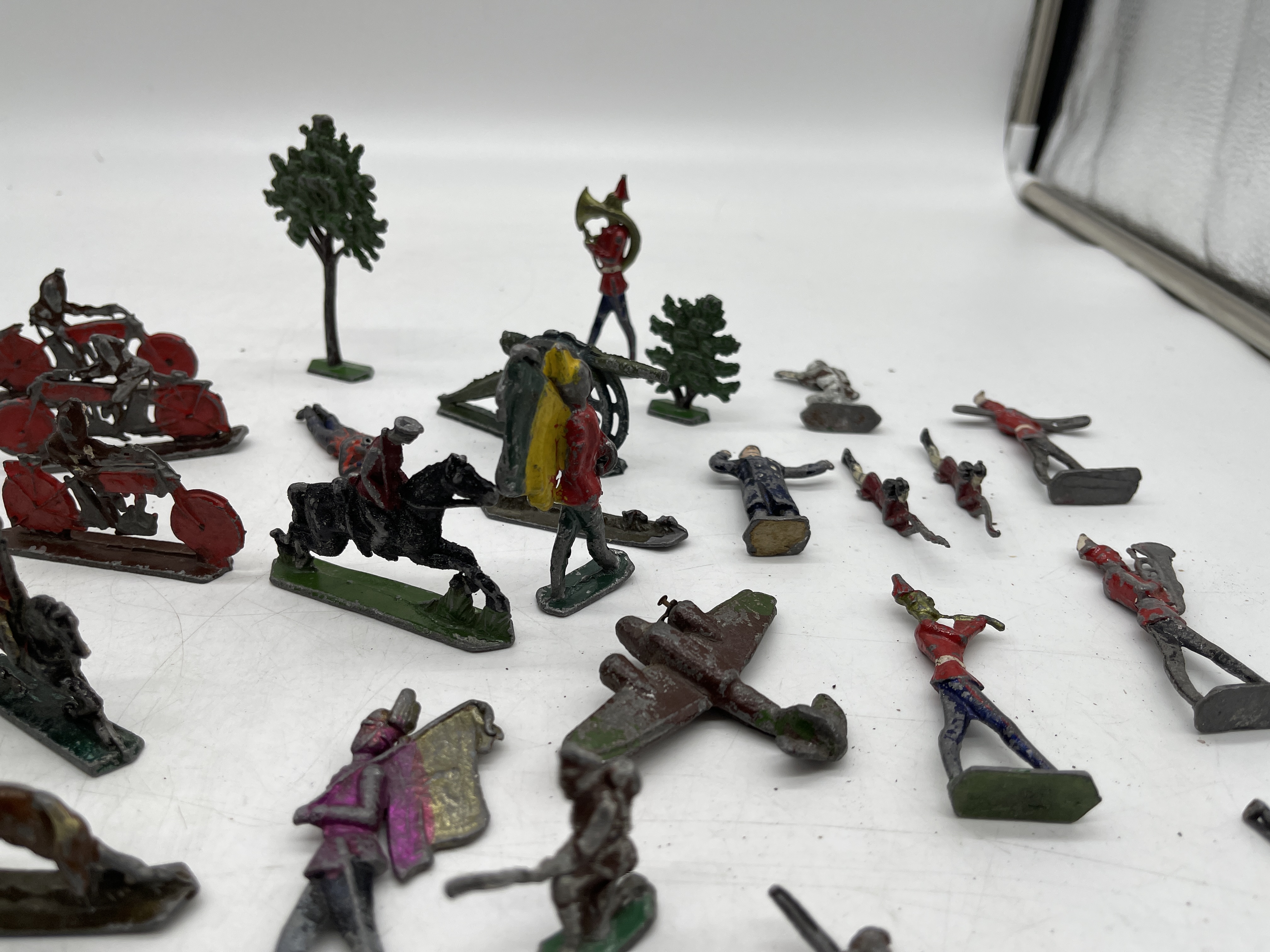 Collection of Cast and Lead Soldiers and others. - Image 16 of 22