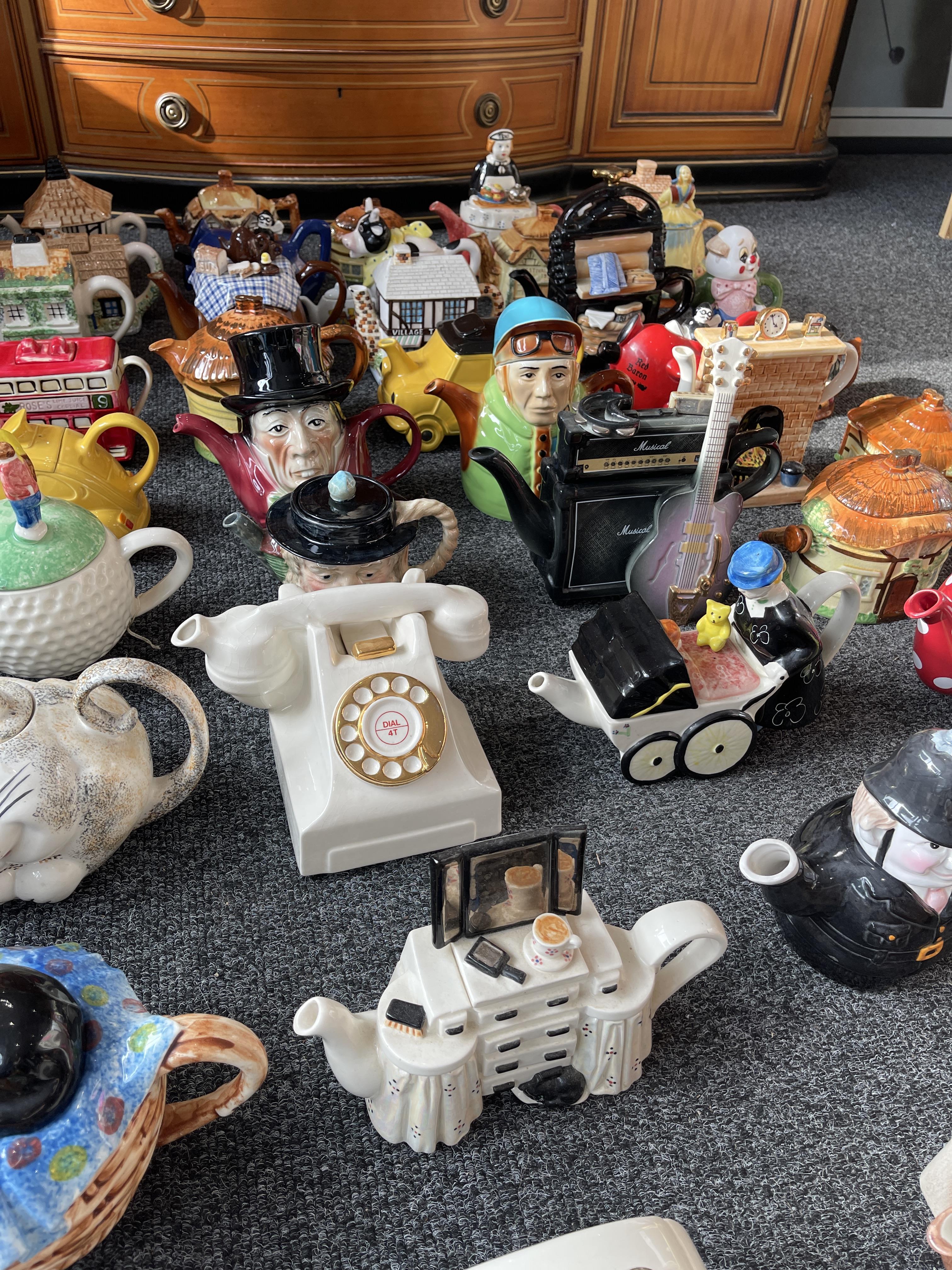 Collection of Ceramic Tea Pots - Image 29 of 44