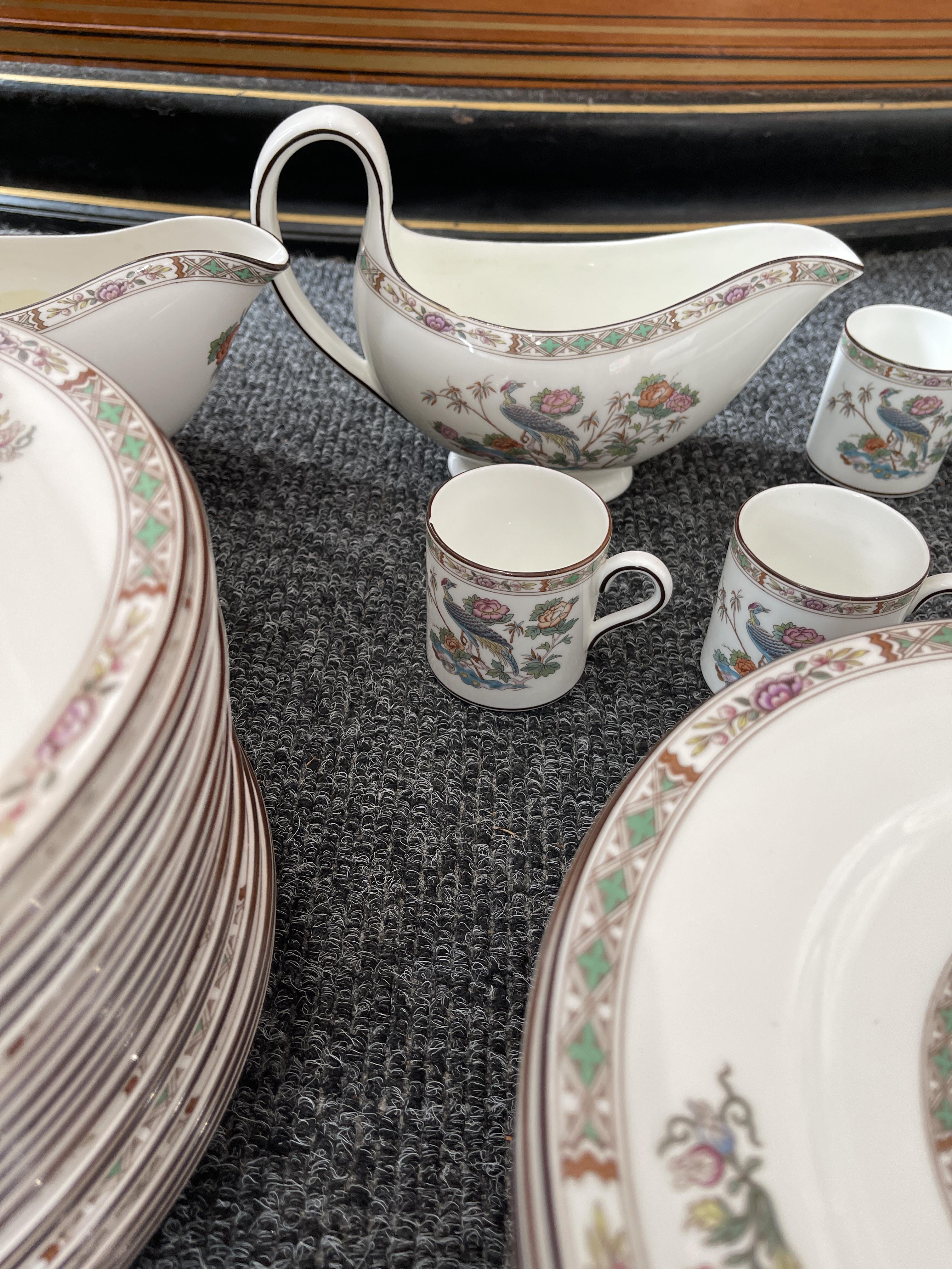 Ceramic Dinner Service - Image 9 of 26