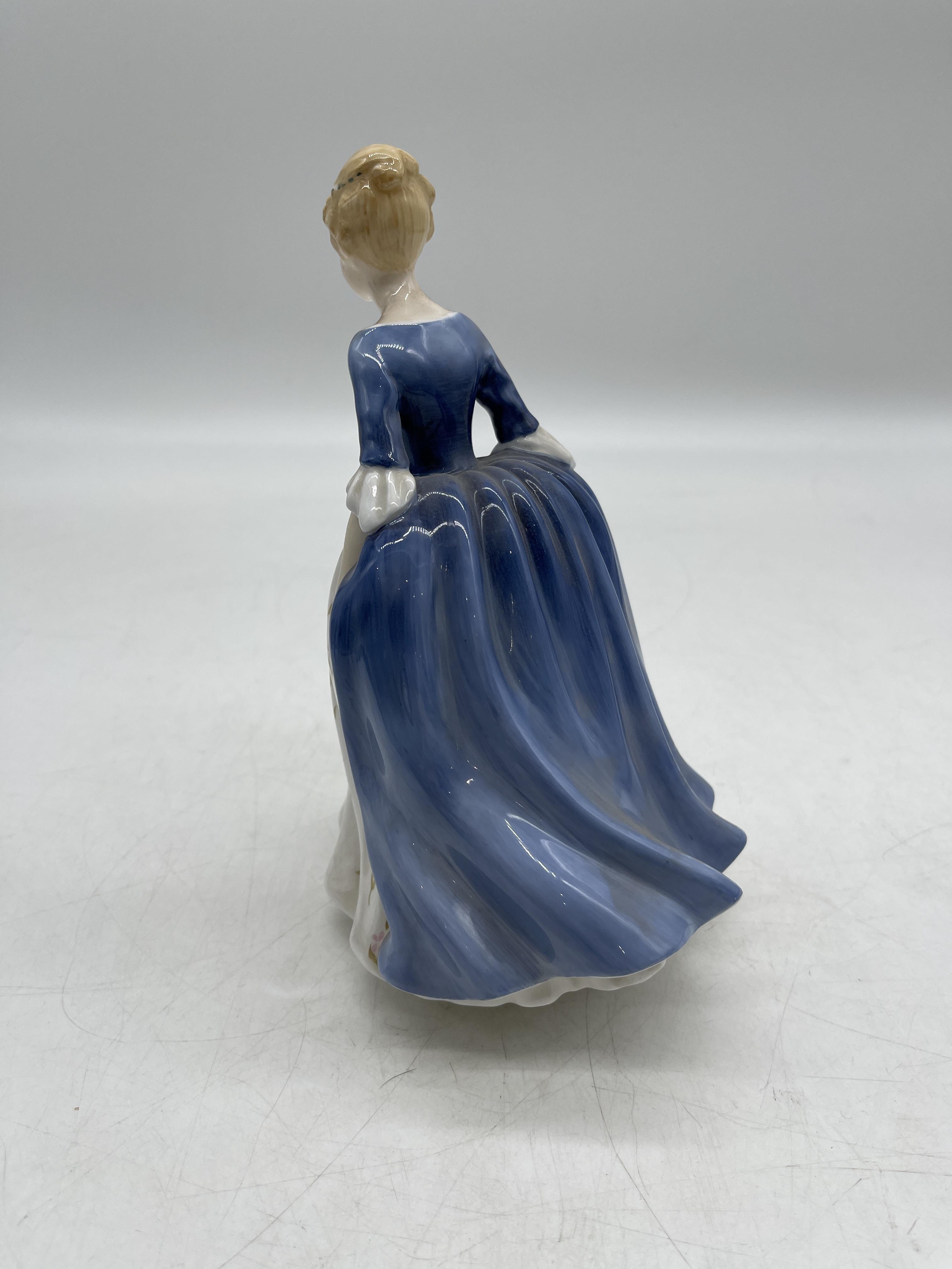 Blue Royal Doulton ceramic figurines - Image 11 of 34