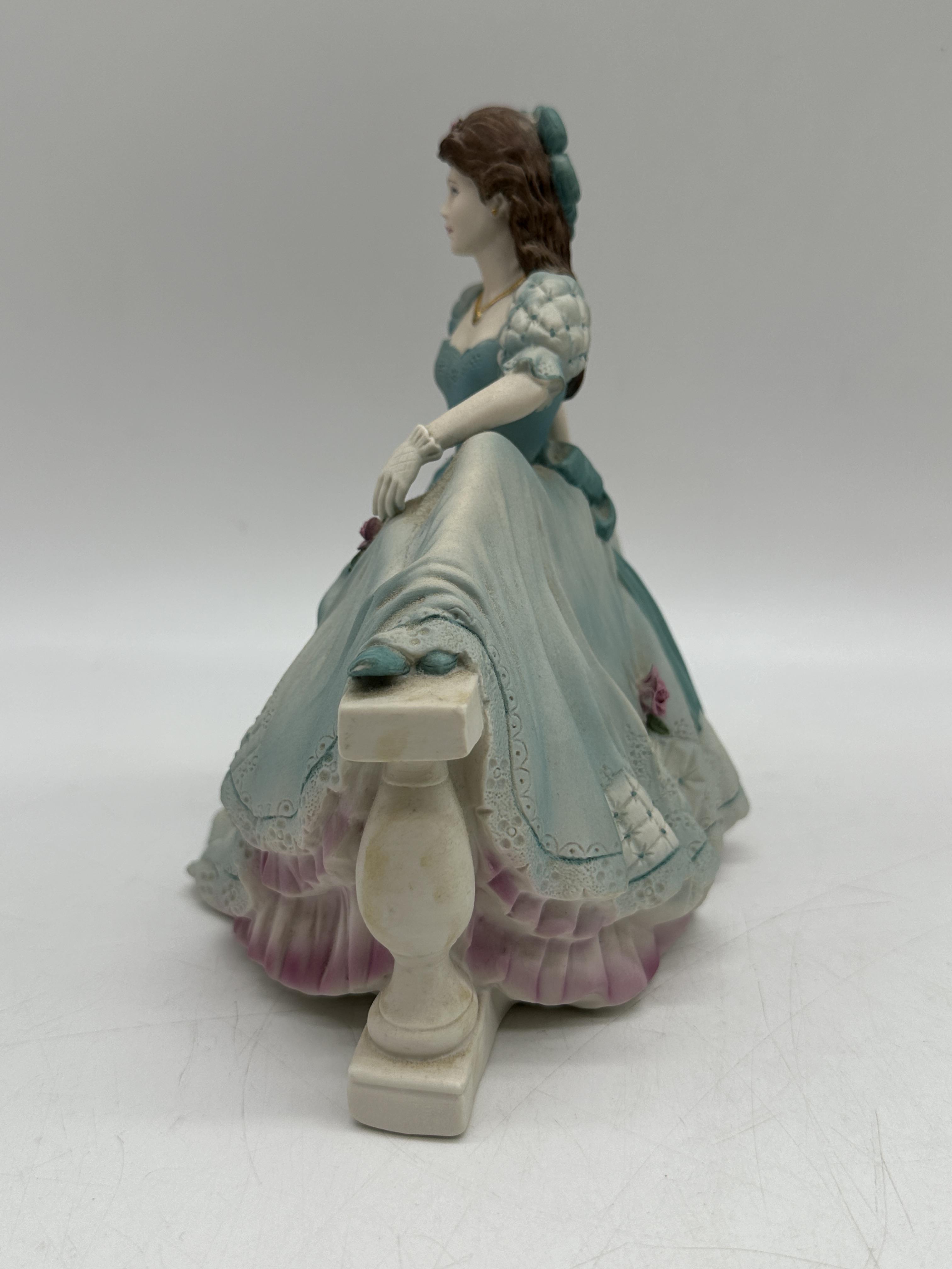 Four Porcelain Figurines to include Coalport Age o - Bild 4 aus 33