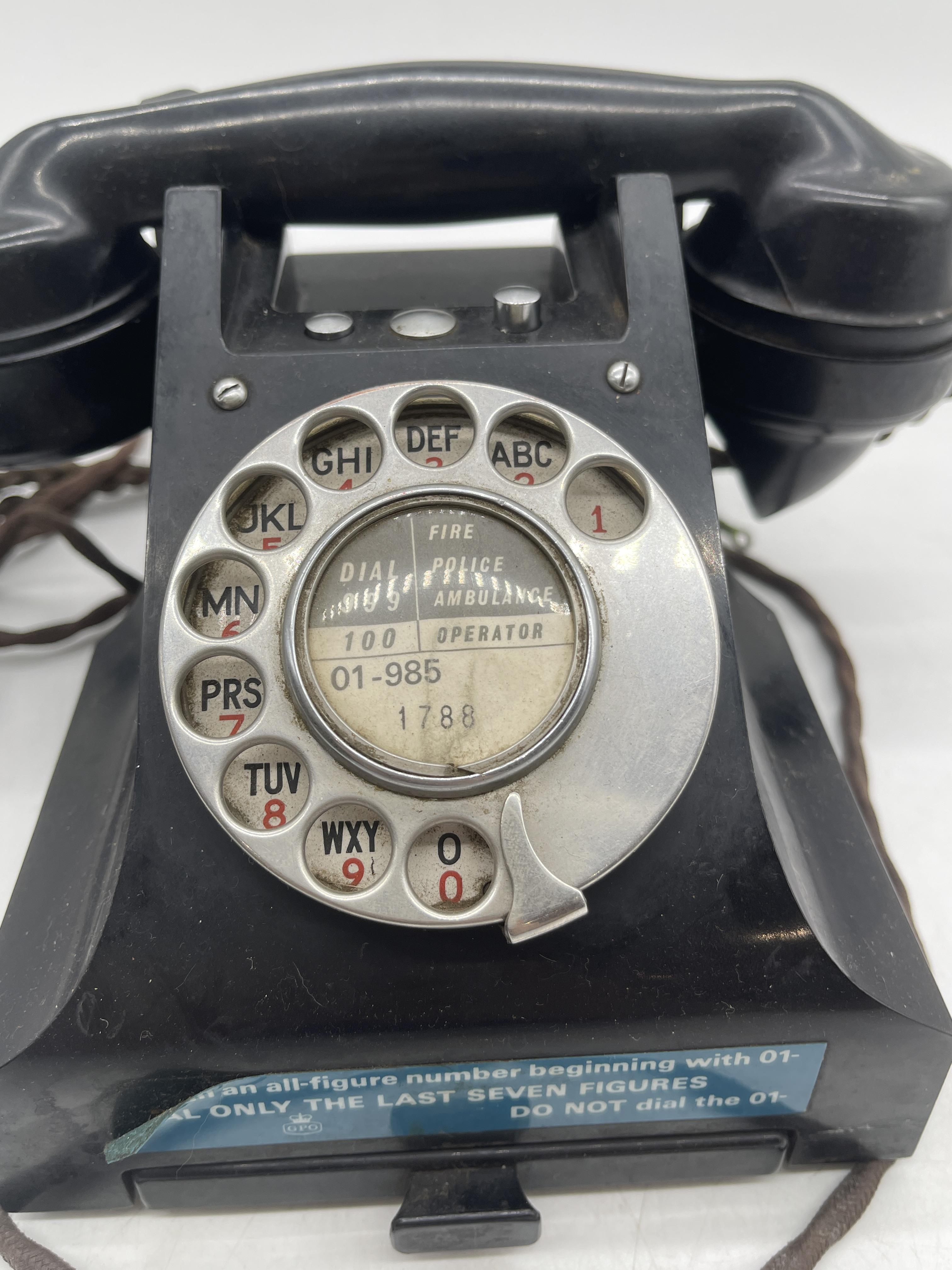 Two Bakelite telephones - Image 8 of 20