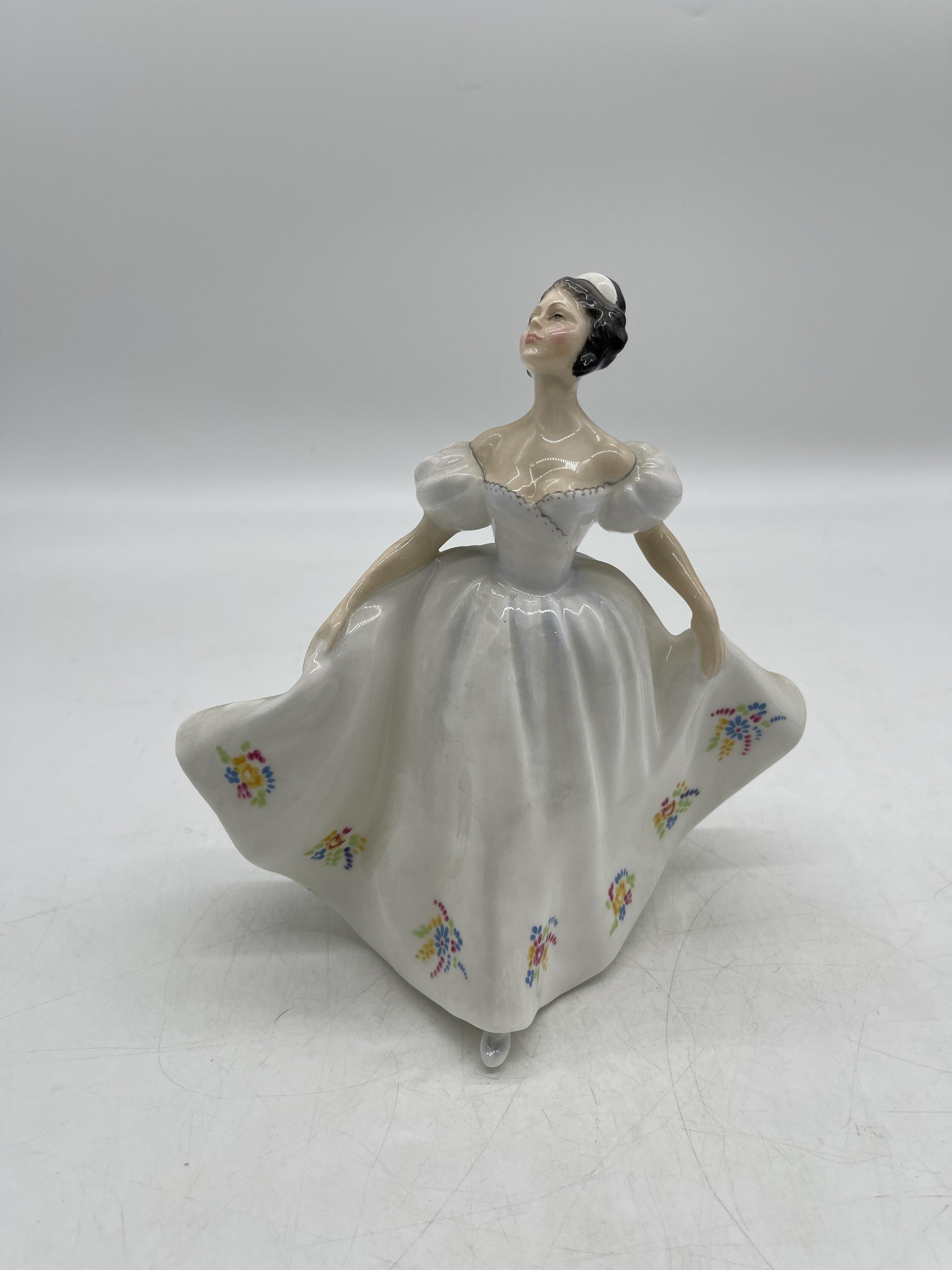 Pink Royal Doulton ceramic figurines - Image 40 of 41