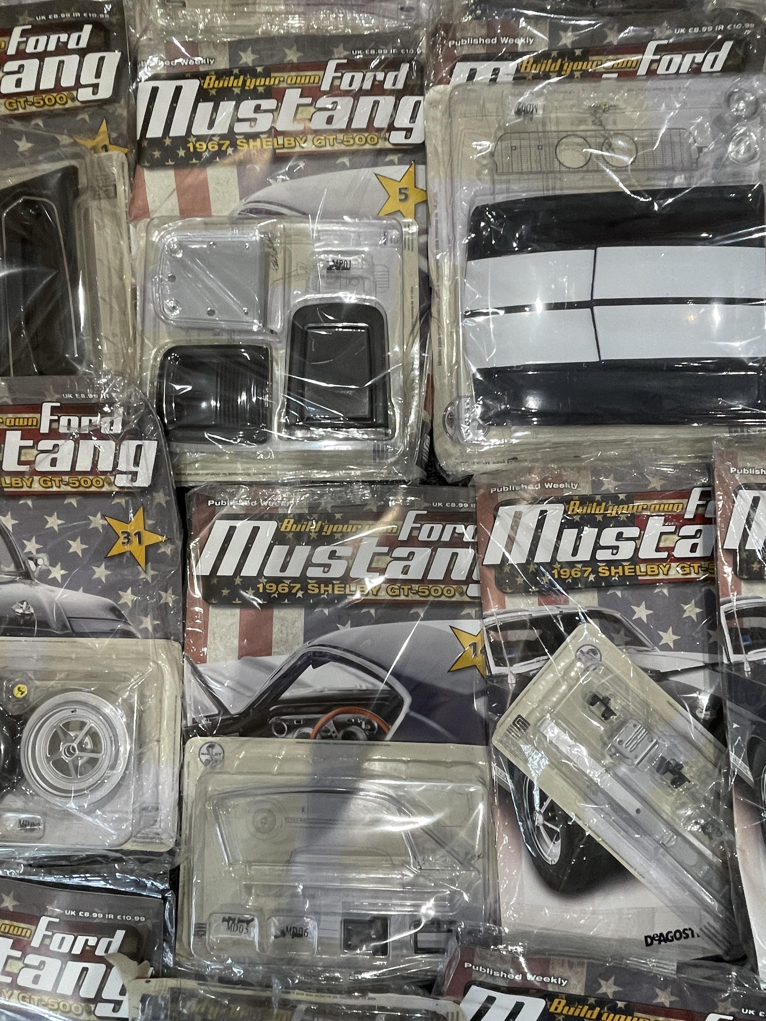 Mixed lot of Mustang Magazines and Parts for model cars - Image 12 of 20