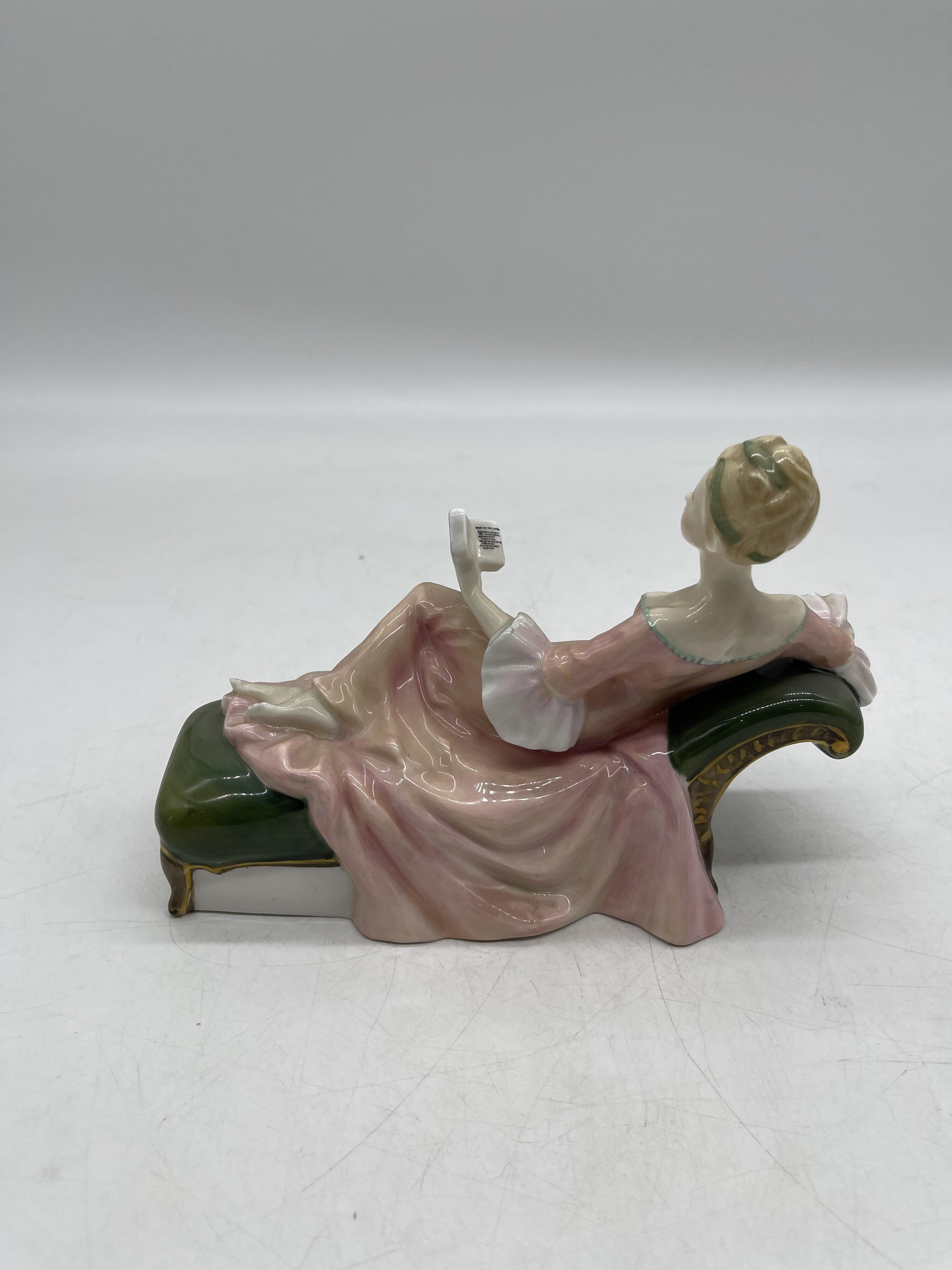 Green Royal Doulton ceramic figurines - Image 35 of 41