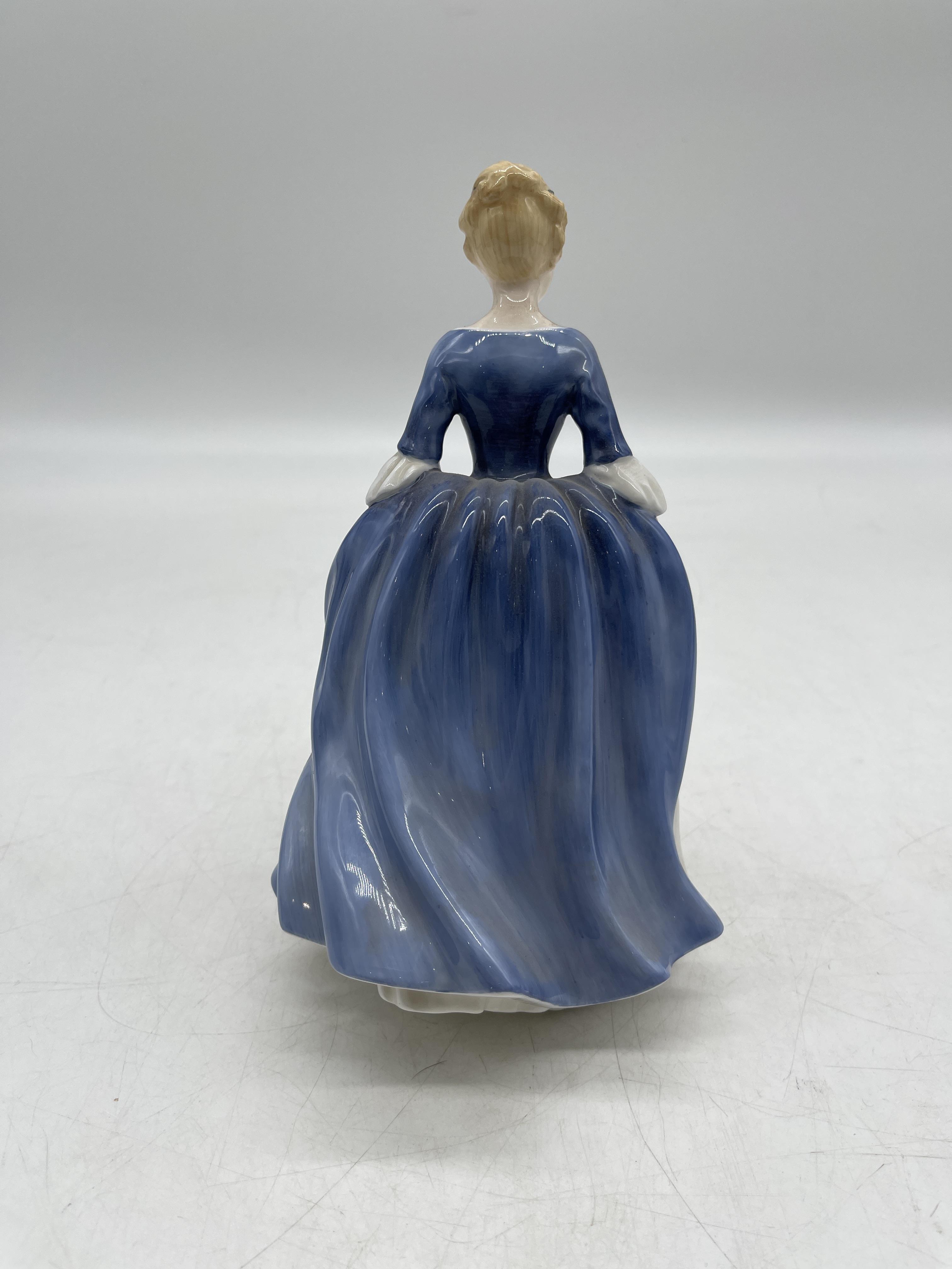 Blue Royal Doulton ceramic figurines - Image 12 of 34
