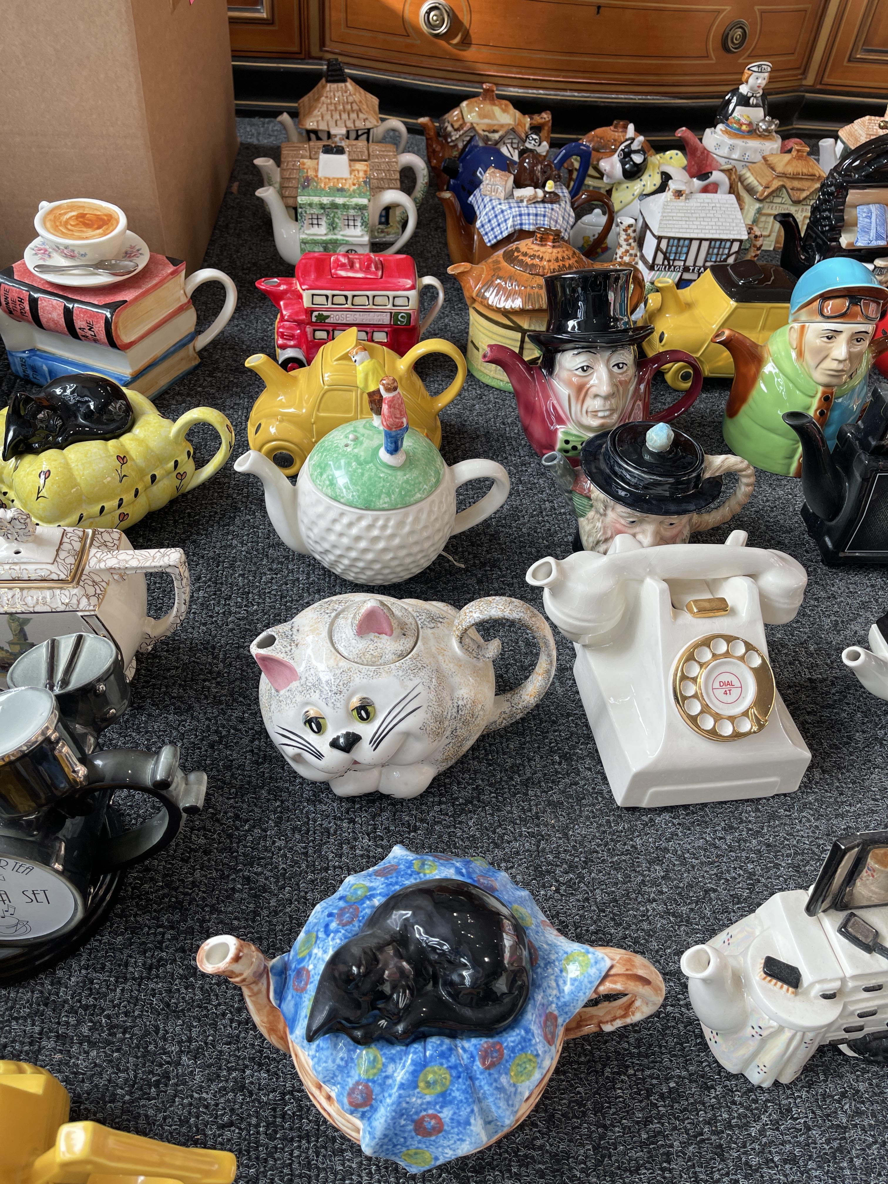 Collection of Ceramic Tea Pots - Image 27 of 44
