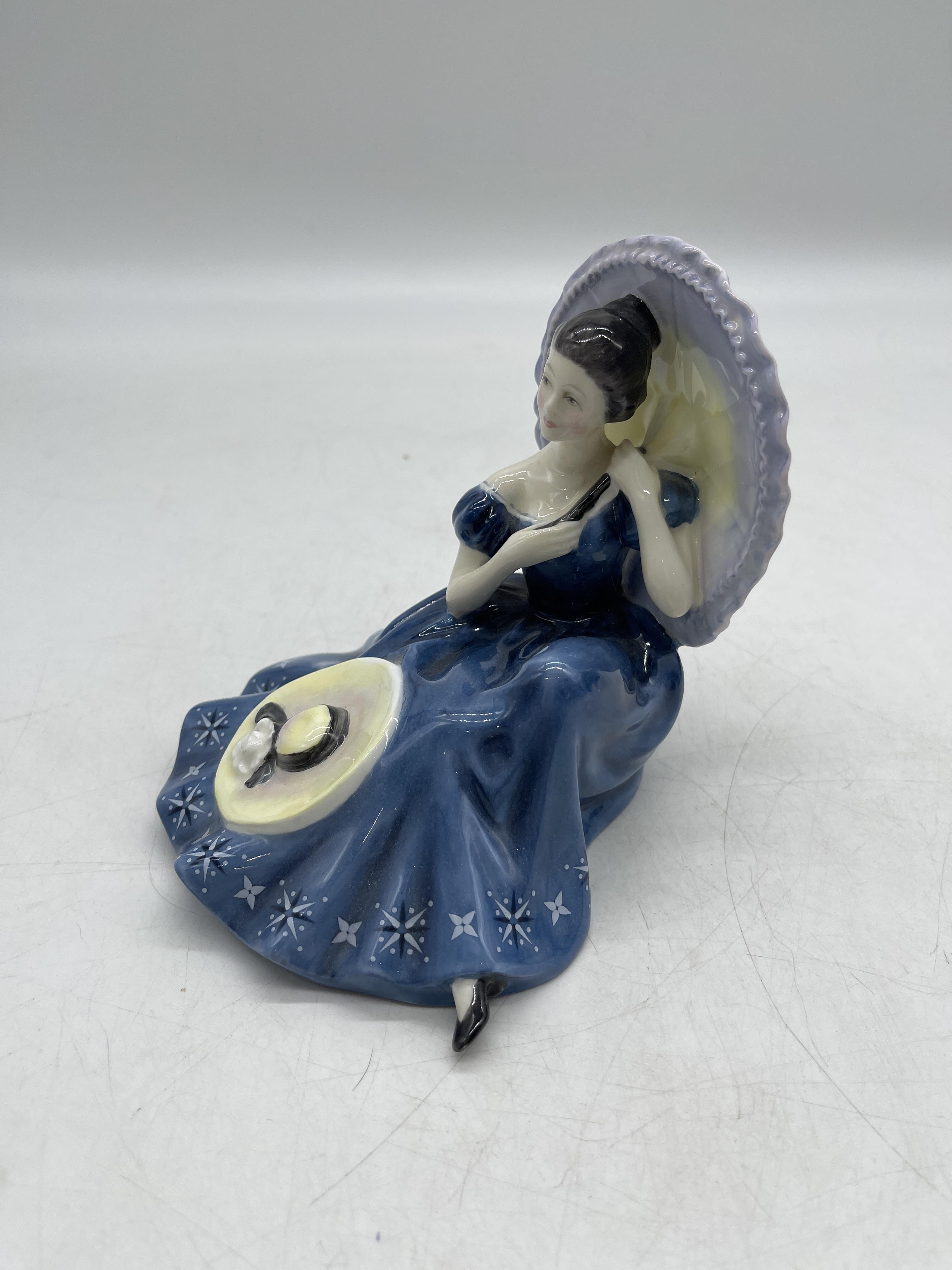 Blue Royal Doulton ceramic figurines - Image 27 of 34