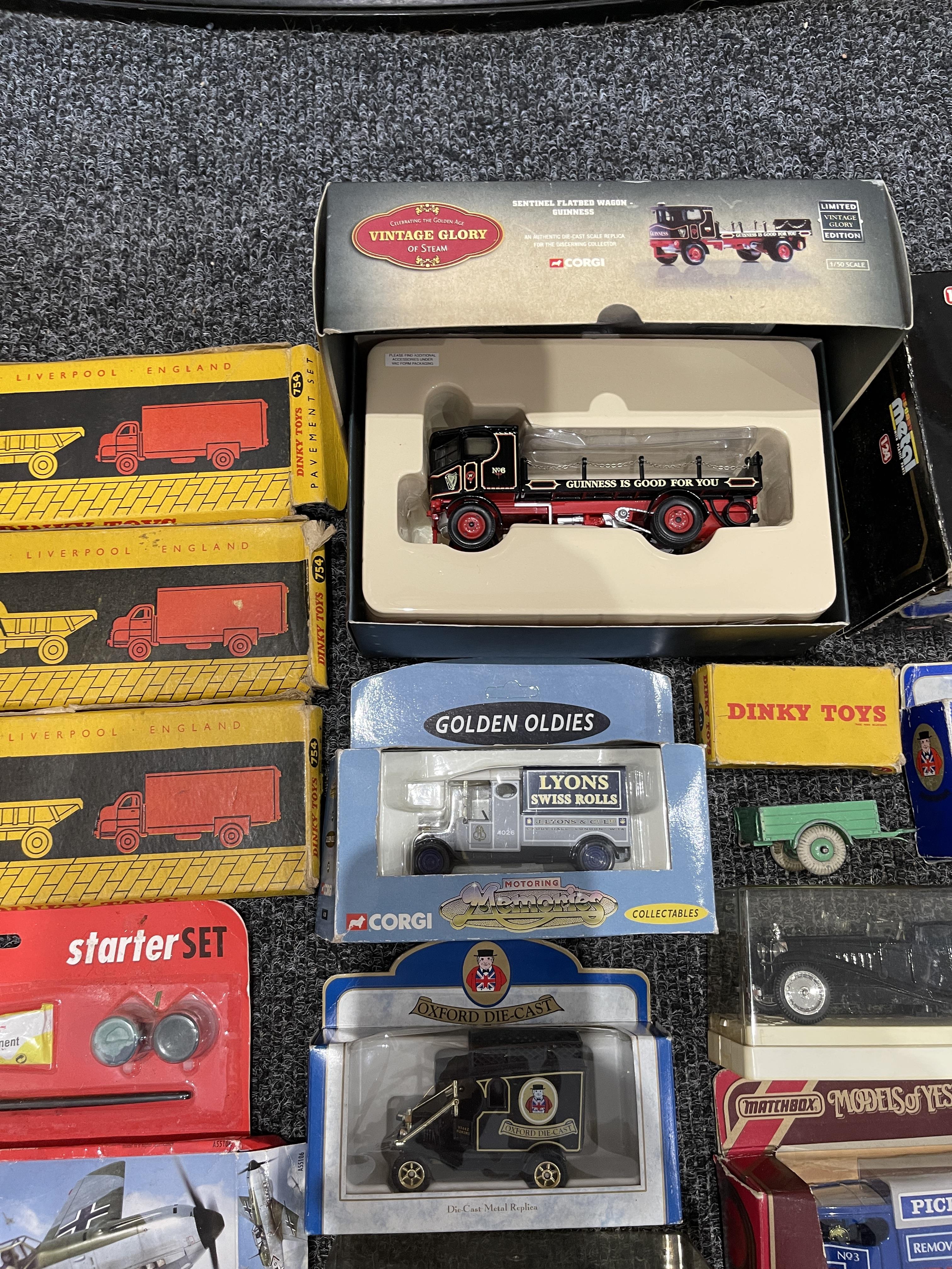 Assorted vintage vehicles and other - Image 16 of 29