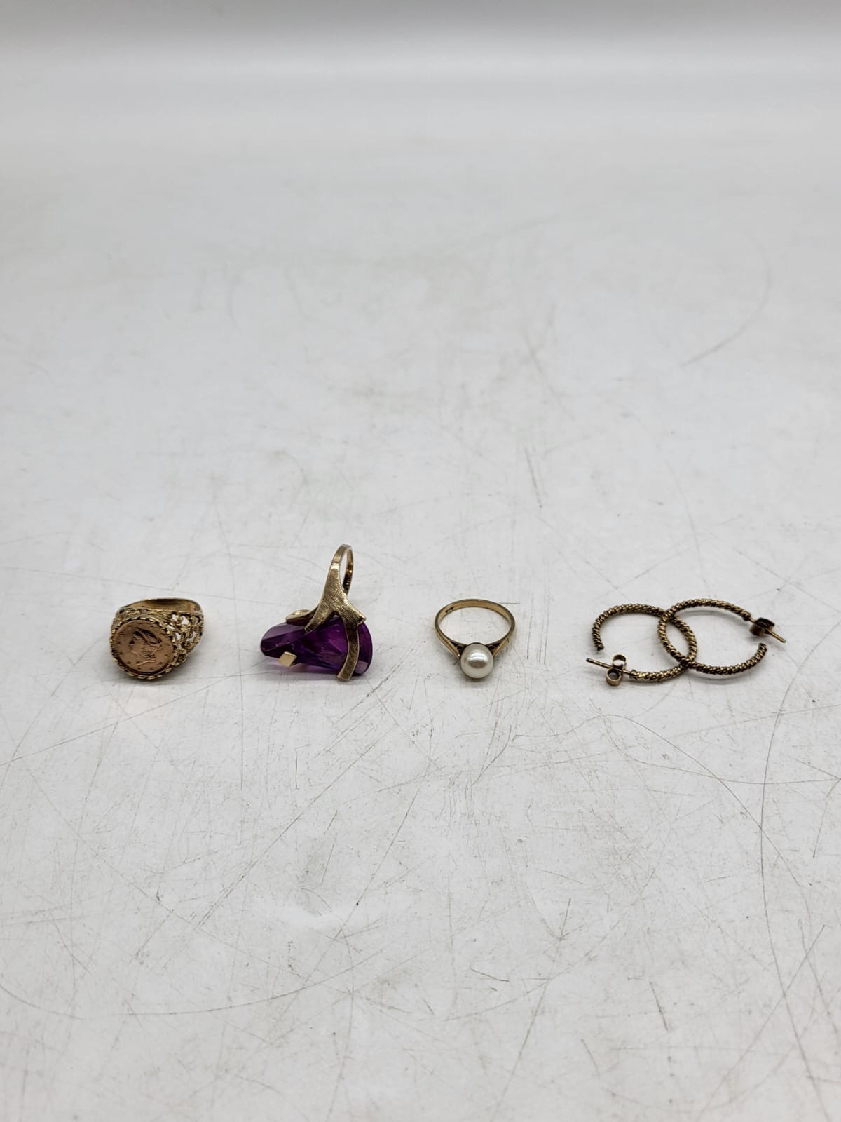 Mixed Lot of 9ct Jewellery