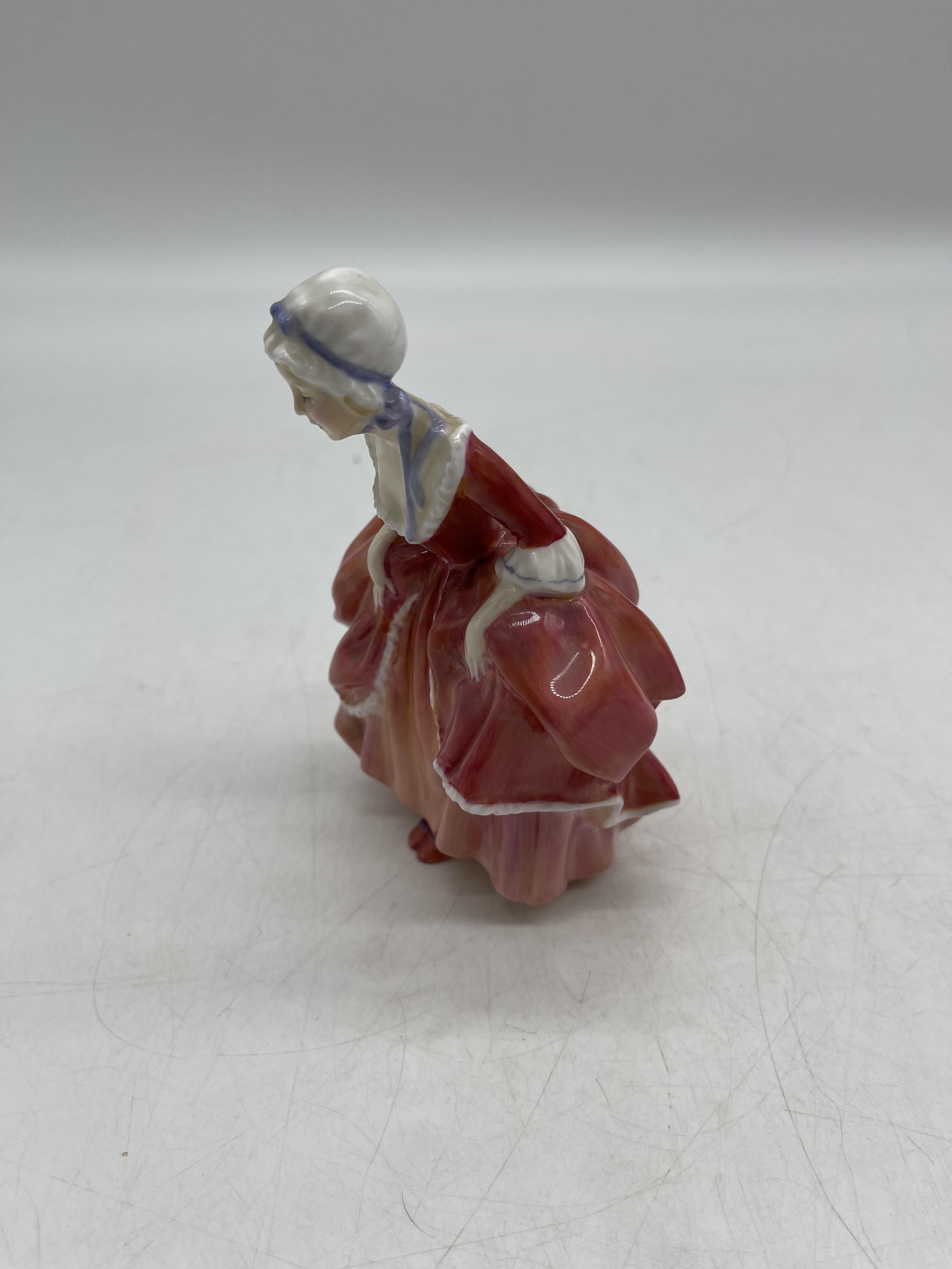 Pink Royal Doulton ceramic figurines - Image 12 of 41