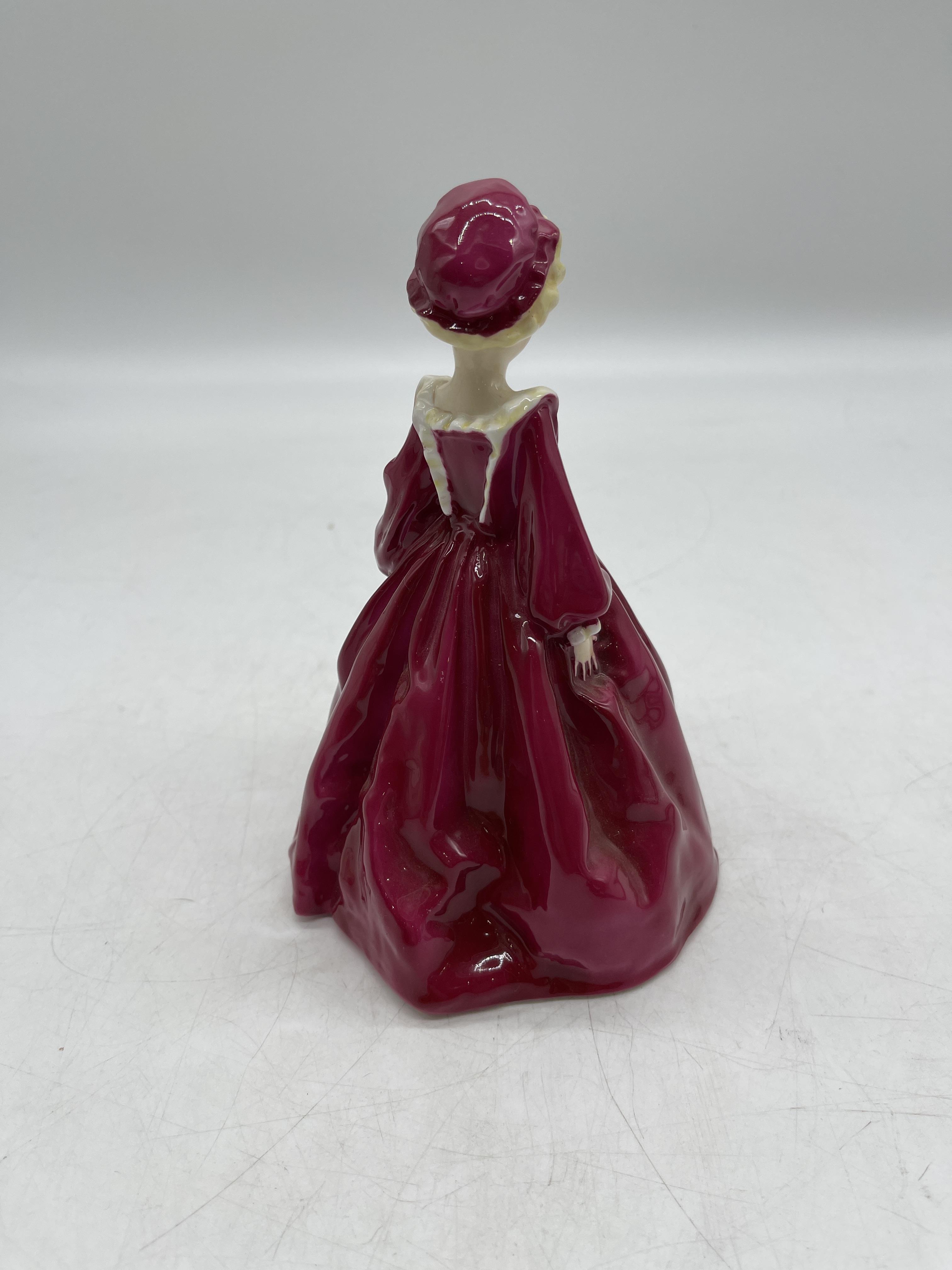 Pink Royal Doulton ceramic figurines - Image 31 of 41