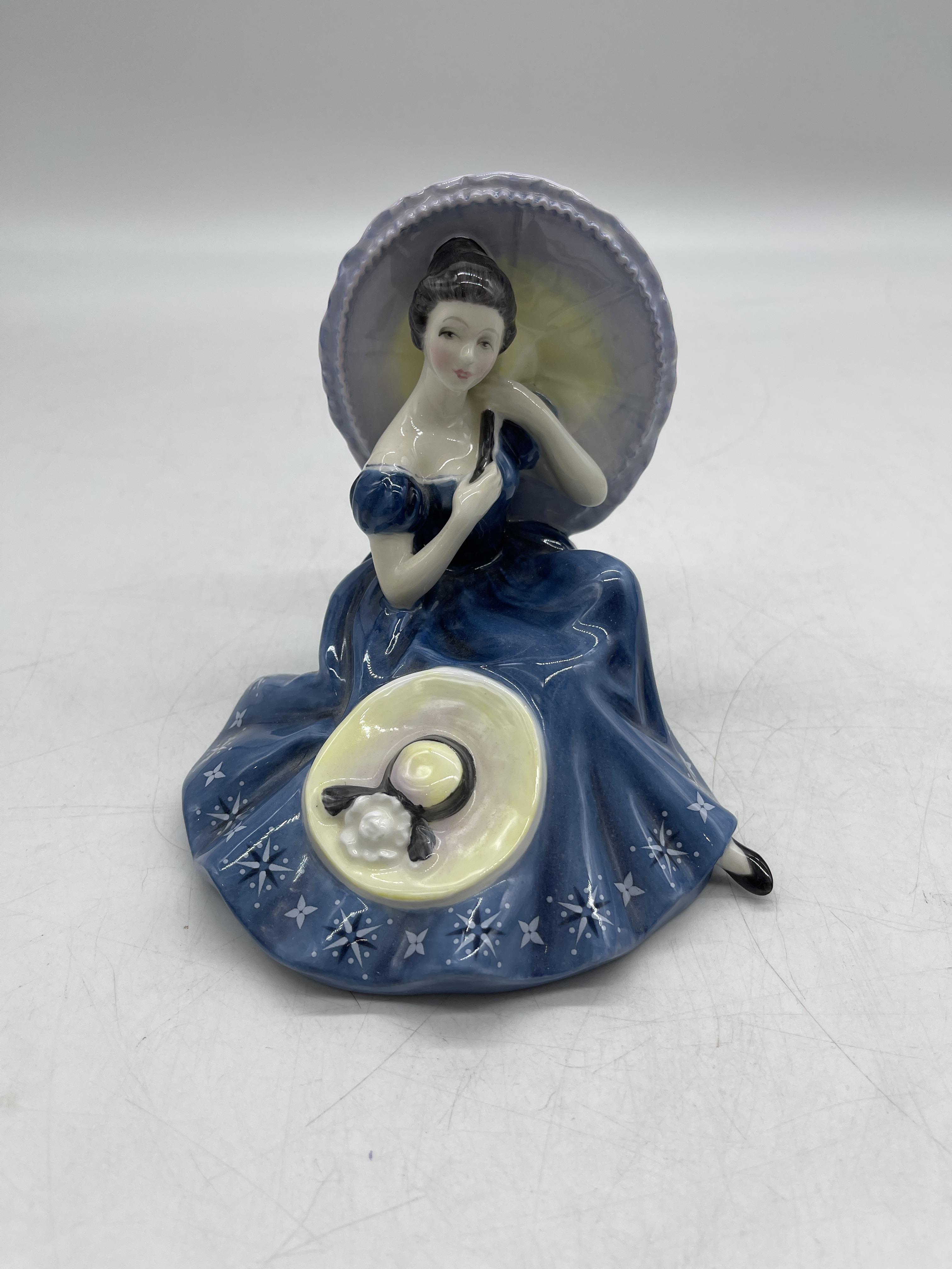 Blue Royal Doulton ceramic figurines - Image 32 of 34