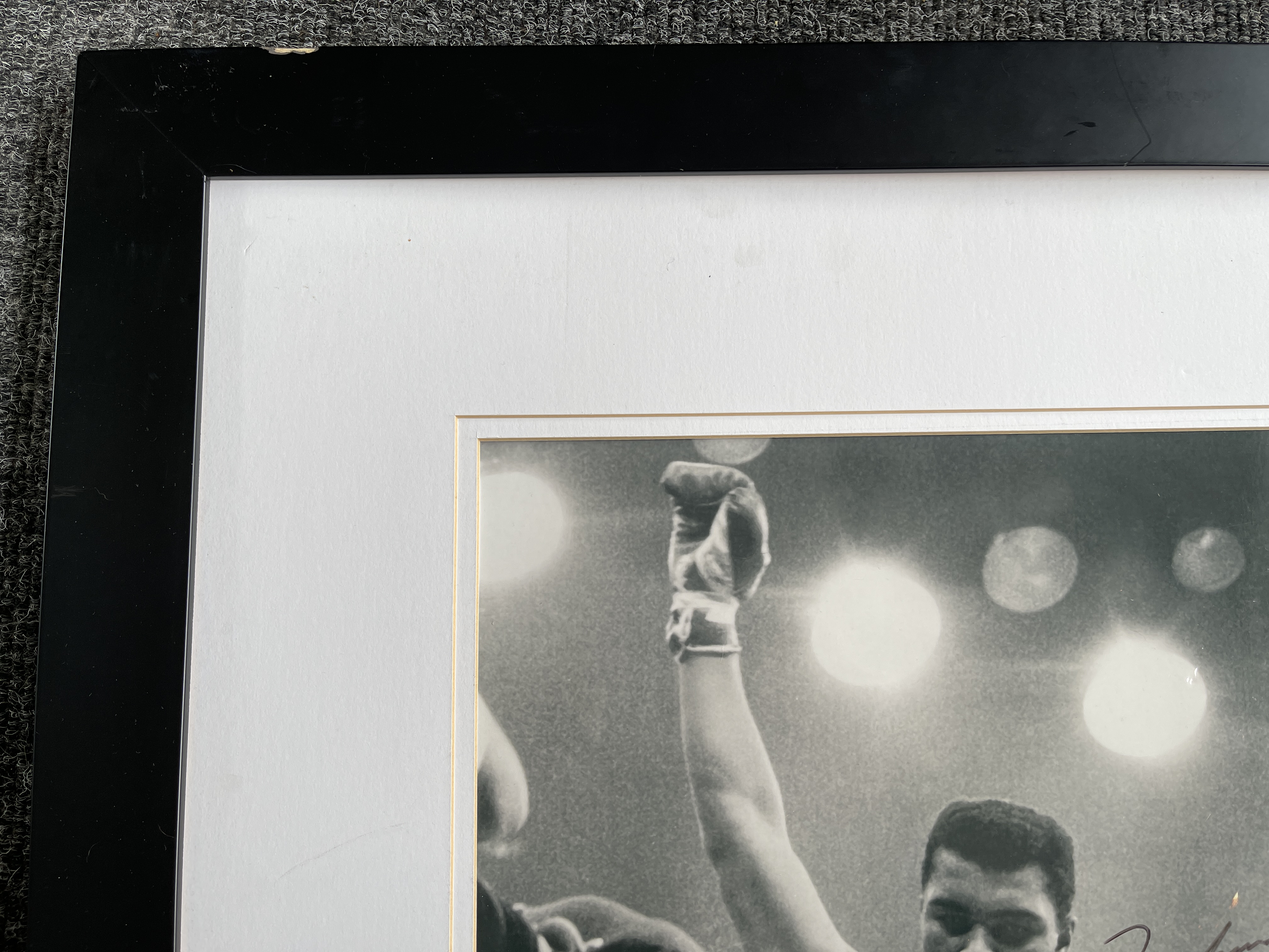 Muhammed Ali Signed Picture - Image 2 of 16