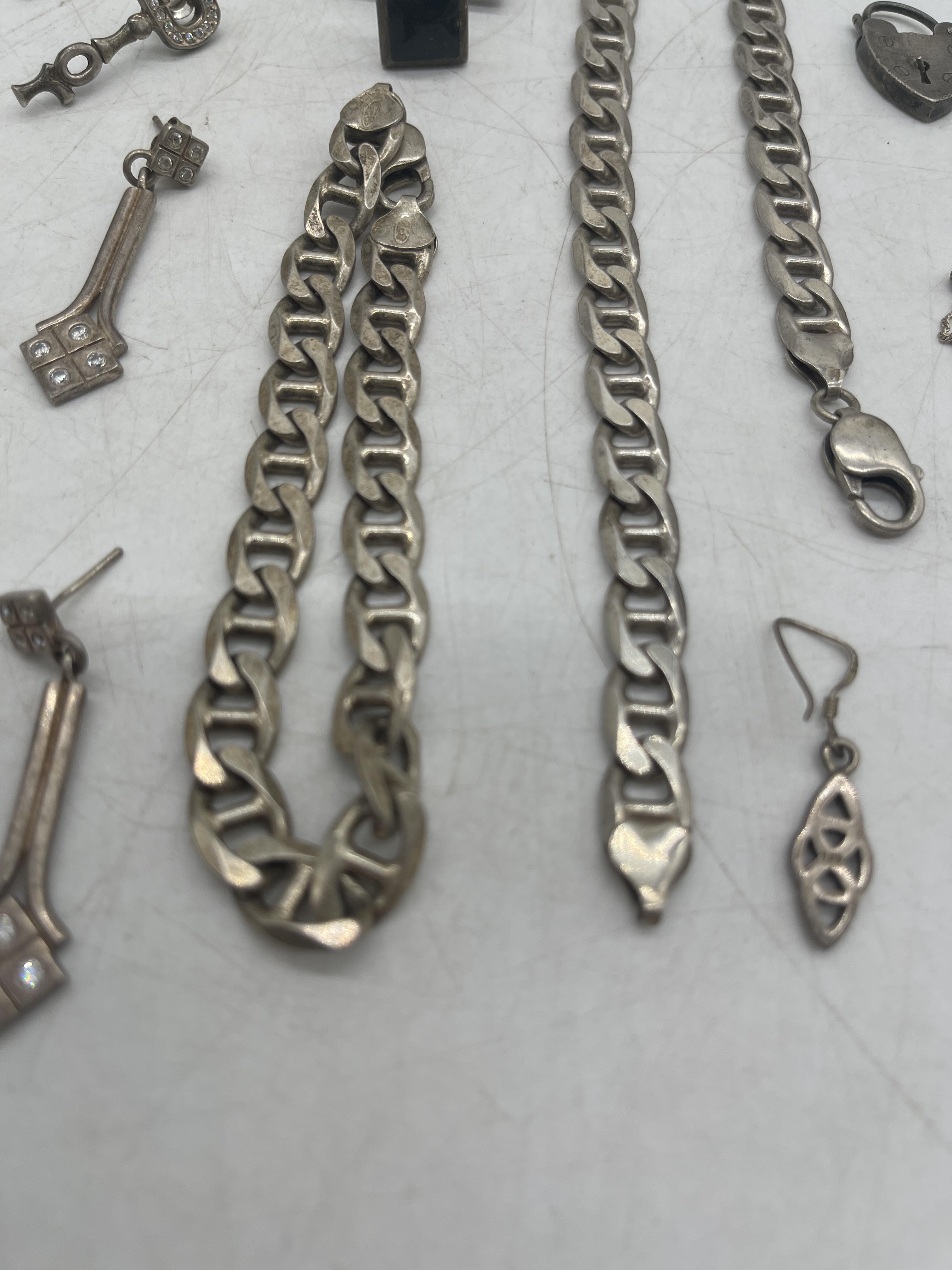 Collection of Silver Jewellery. - Image 15 of 18