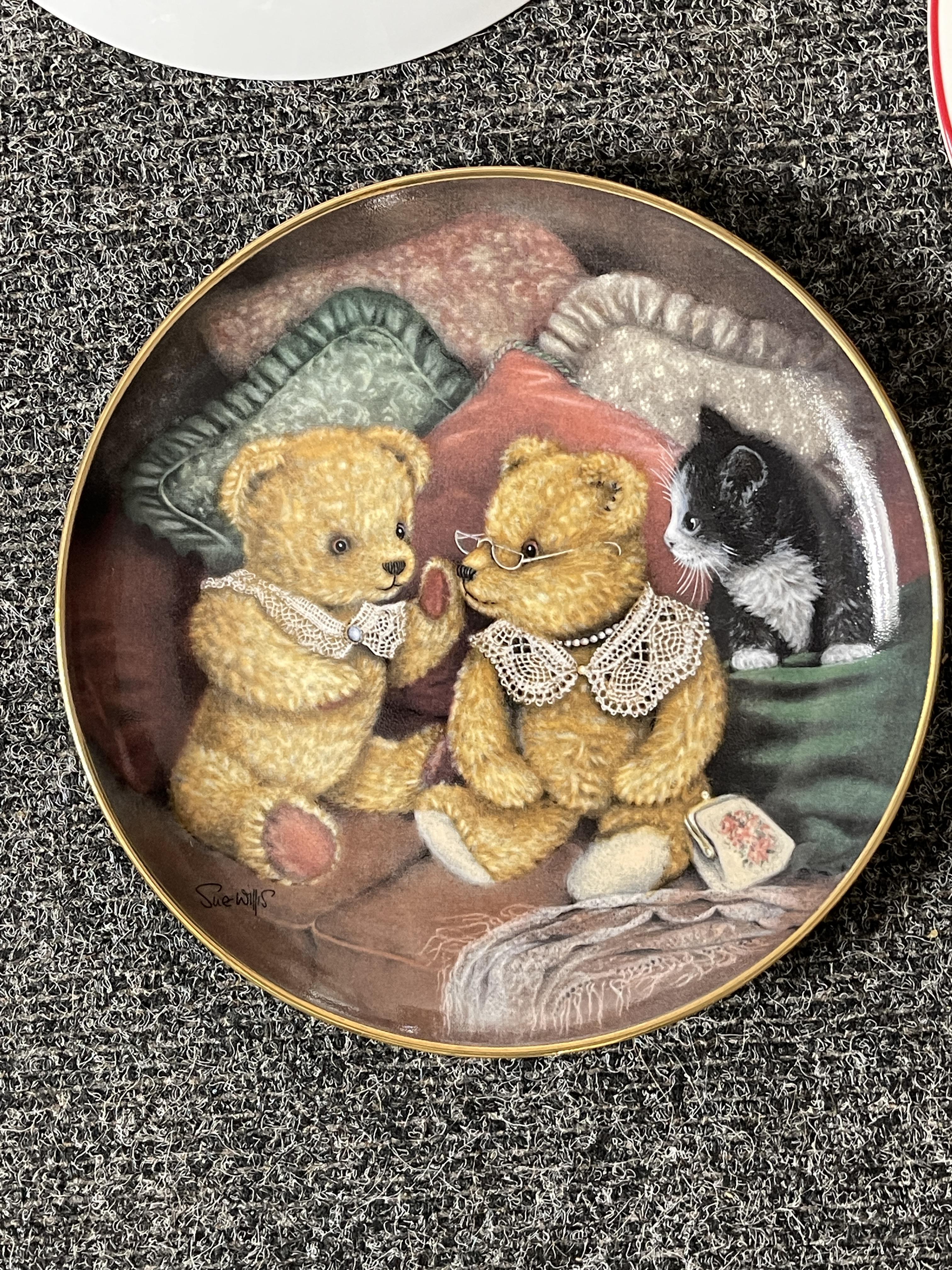Collection of Decorative Collectable Plates to inc - Image 24 of 28