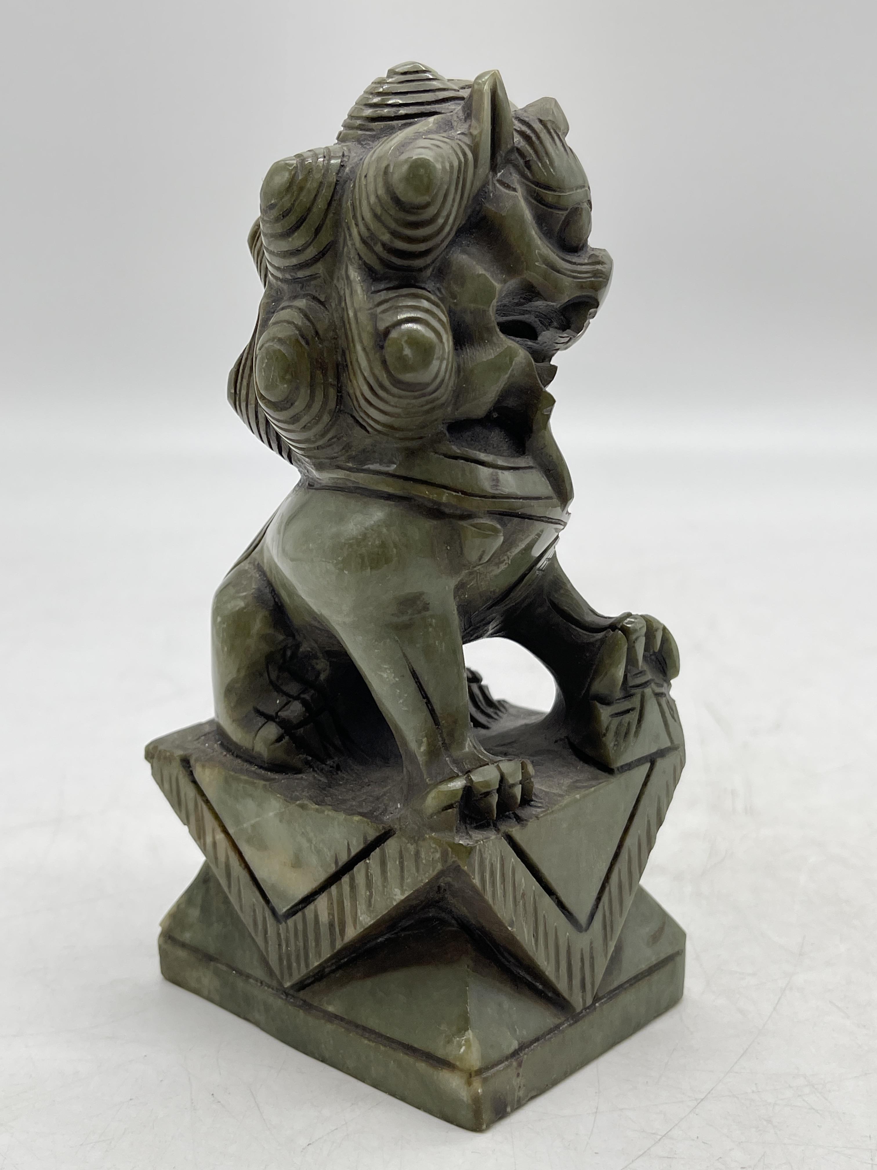Pair of Oriental Chinese Carved Jade Foo Dog Figur - Image 16 of 24