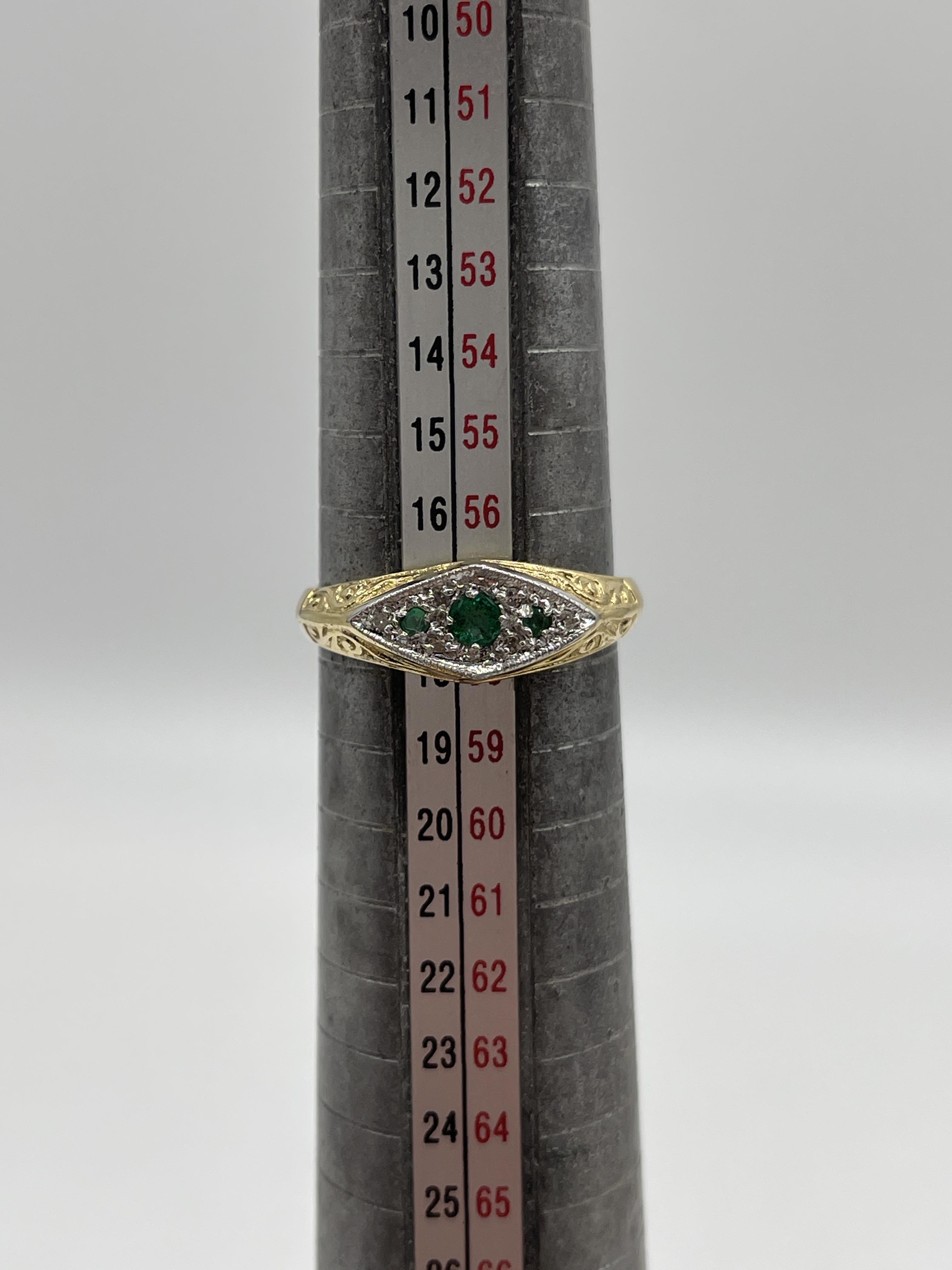 18ct Yellow Gold Diamond Emerald Ring. - Image 5 of 5