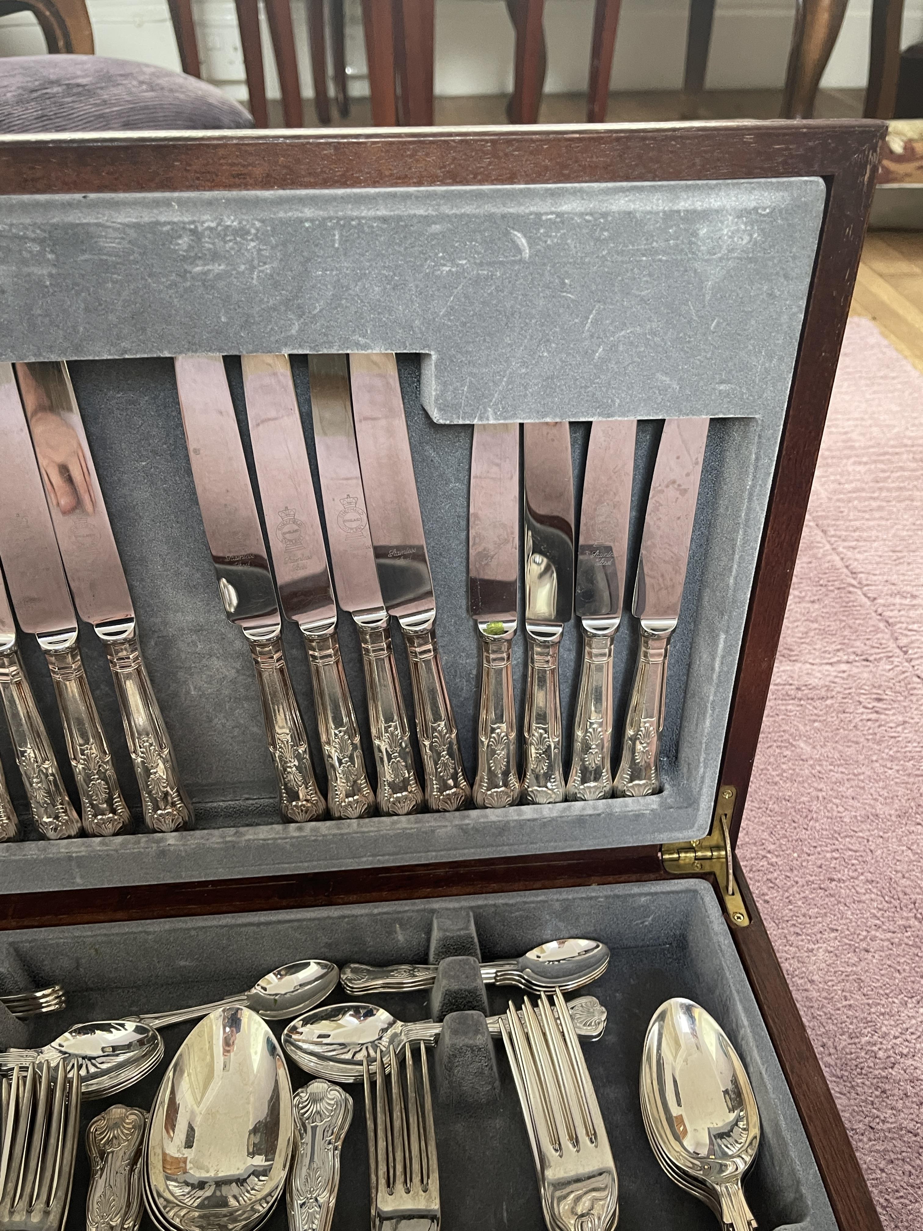 Cased Sheffield England Stainless Steel Cutlery Se - Image 4 of 10