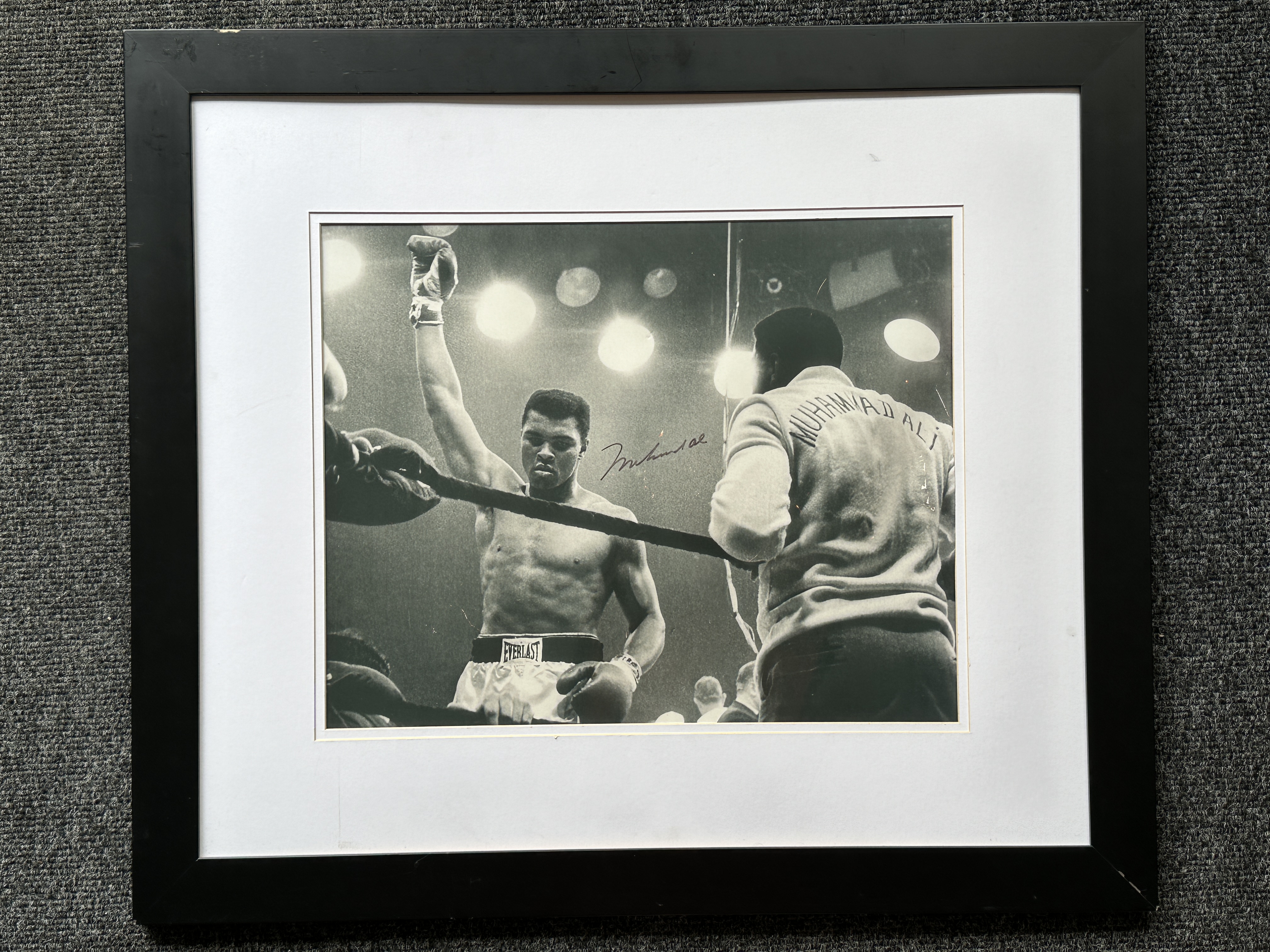 Muhammed Ali Signed Picture