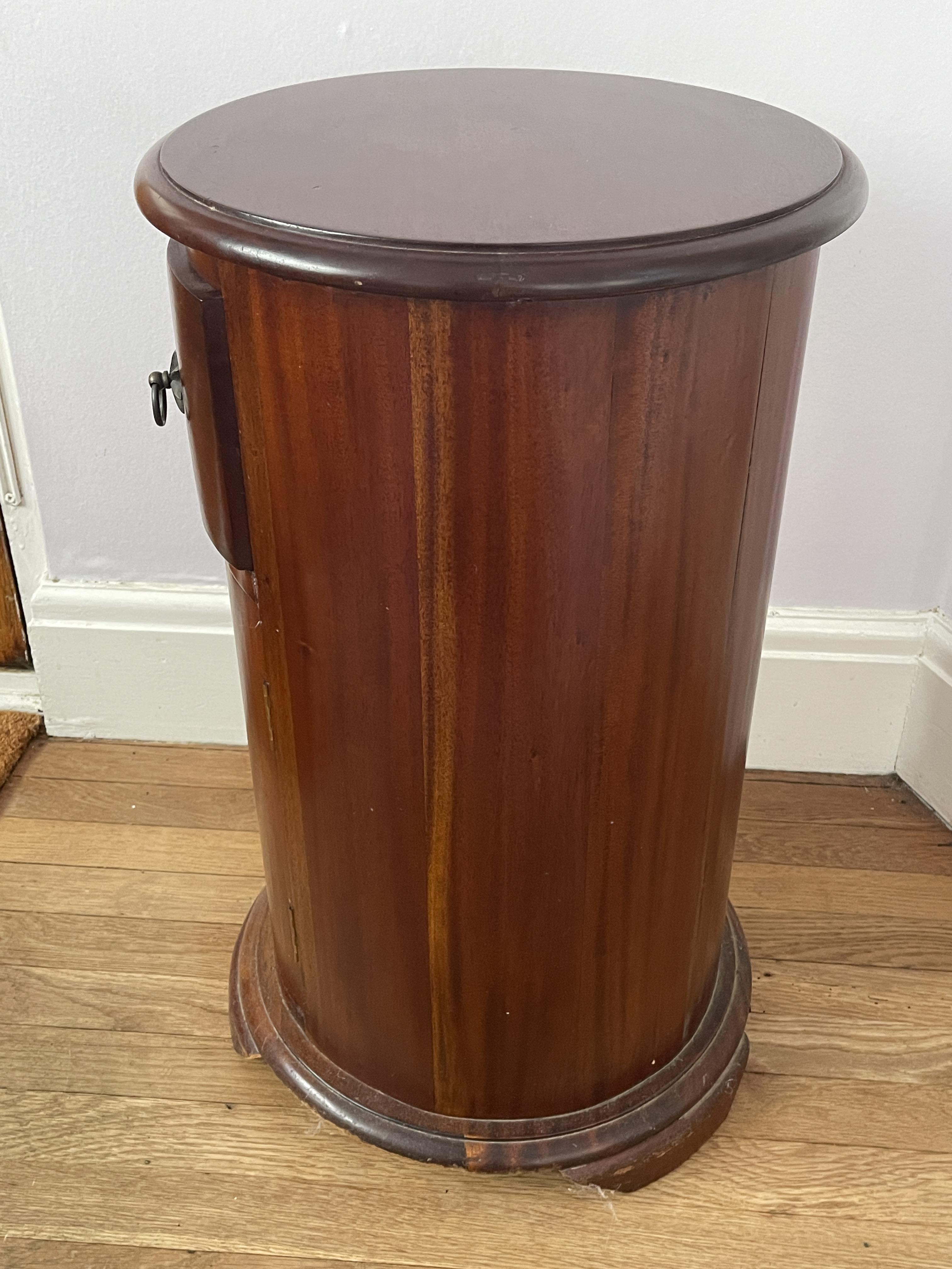 Mahogany Round Drum Chest with Drawer and Cupboard - Image 9 of 14