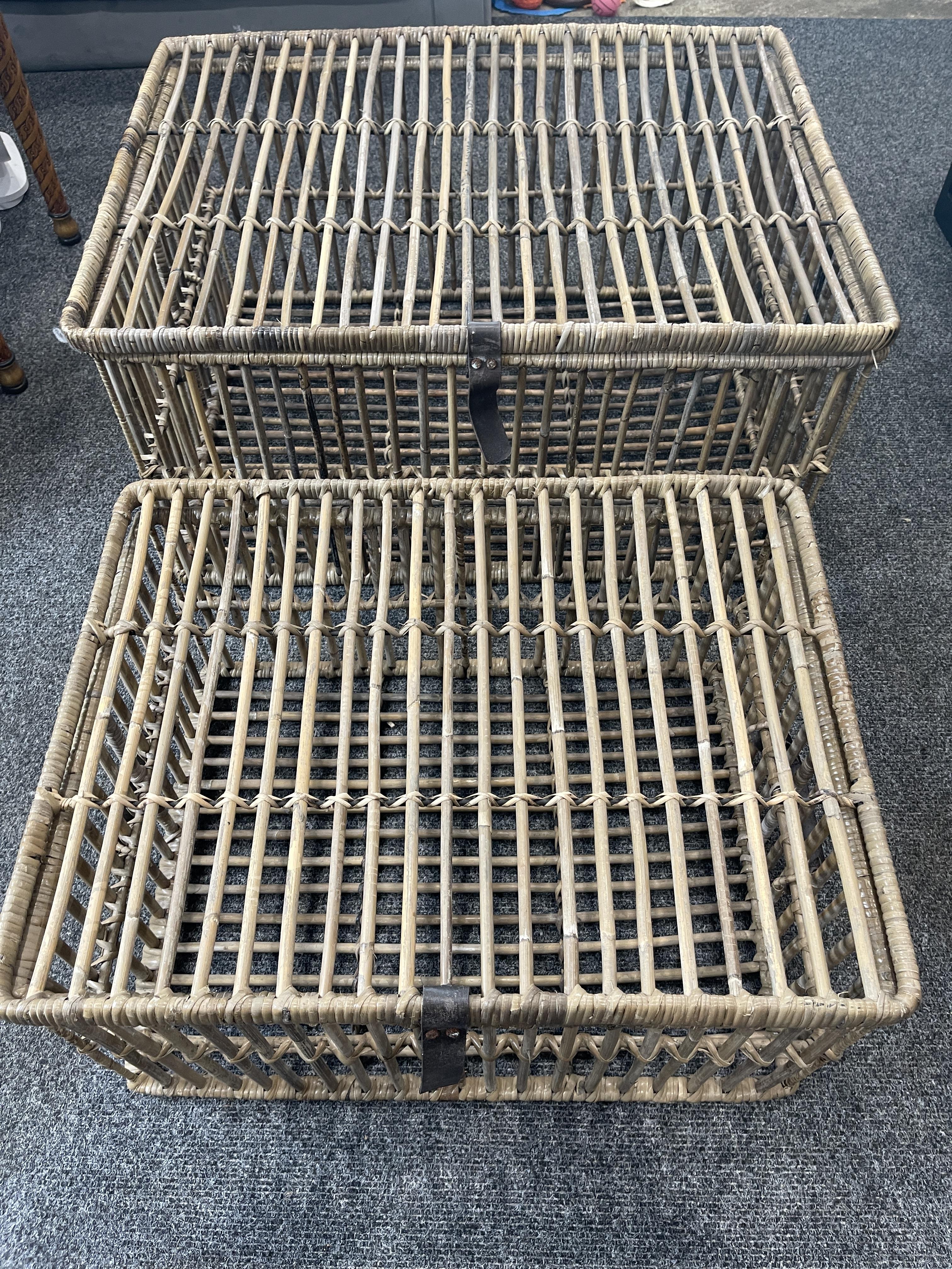Two Large Vintage Rattan Trunks. - Image 5 of 10
