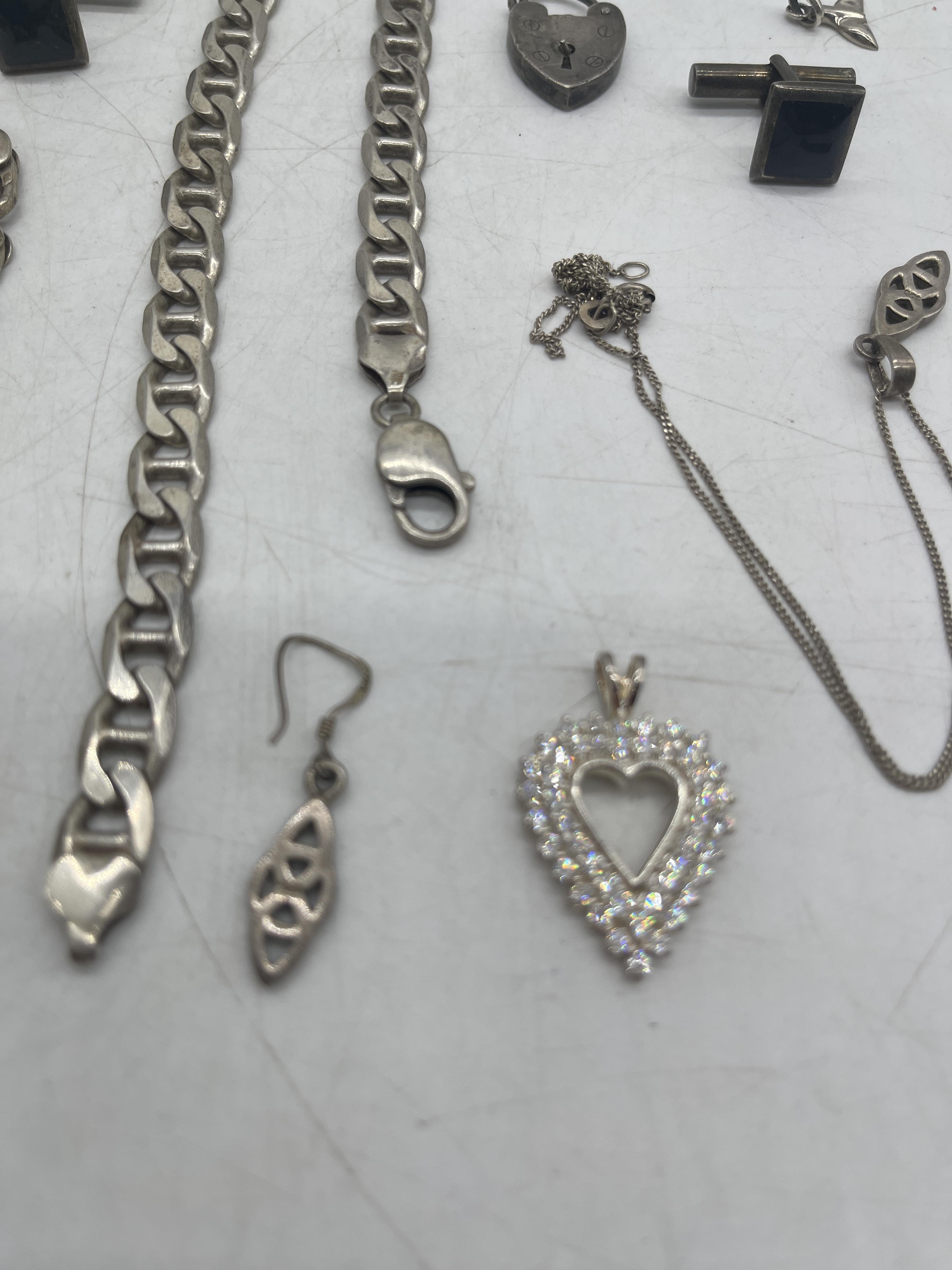 Collection of Silver Jewellery. - Image 16 of 18