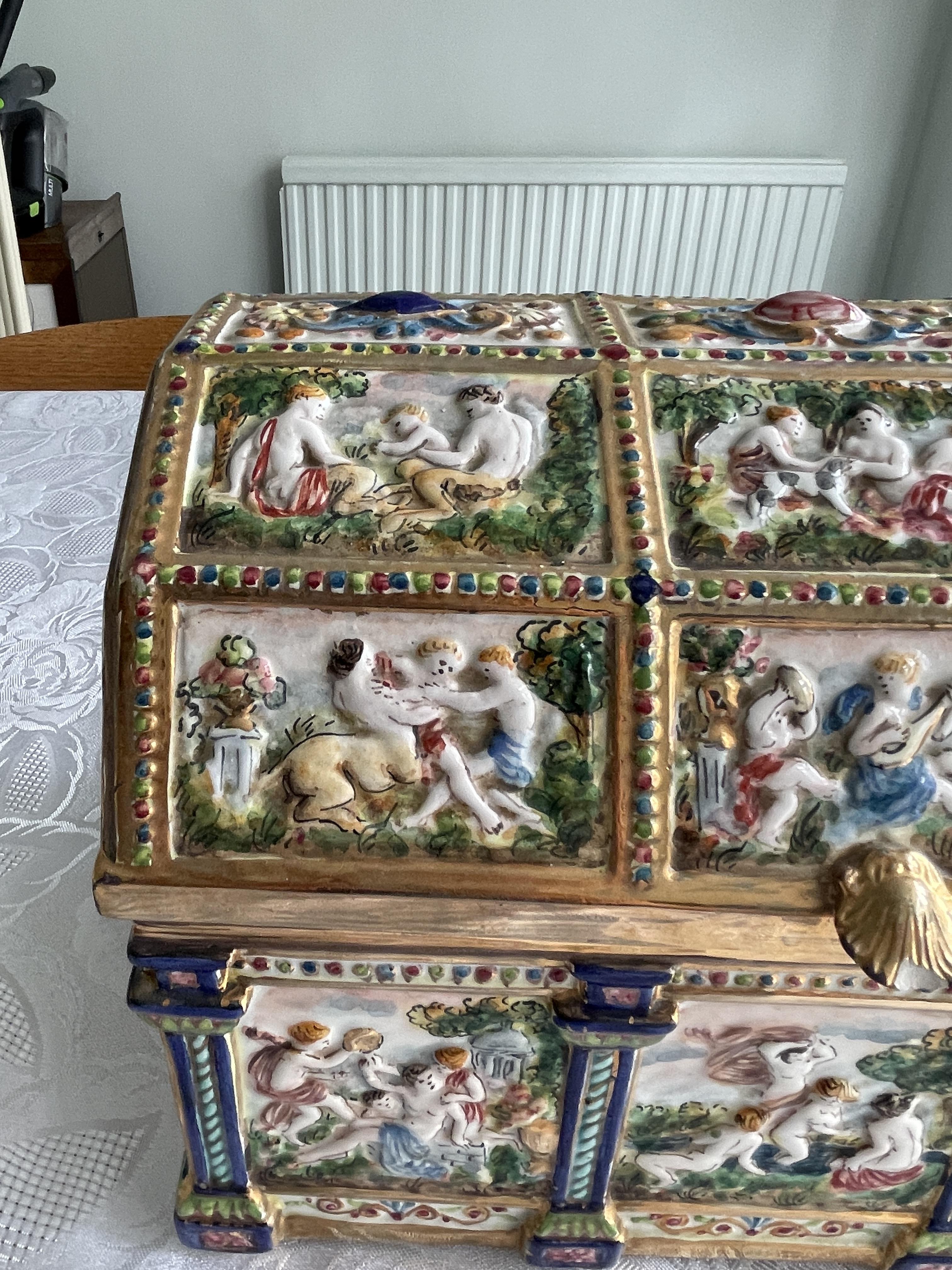 Large Italian Capodimonte Casket Box. Damaged. (T - Image 2 of 15