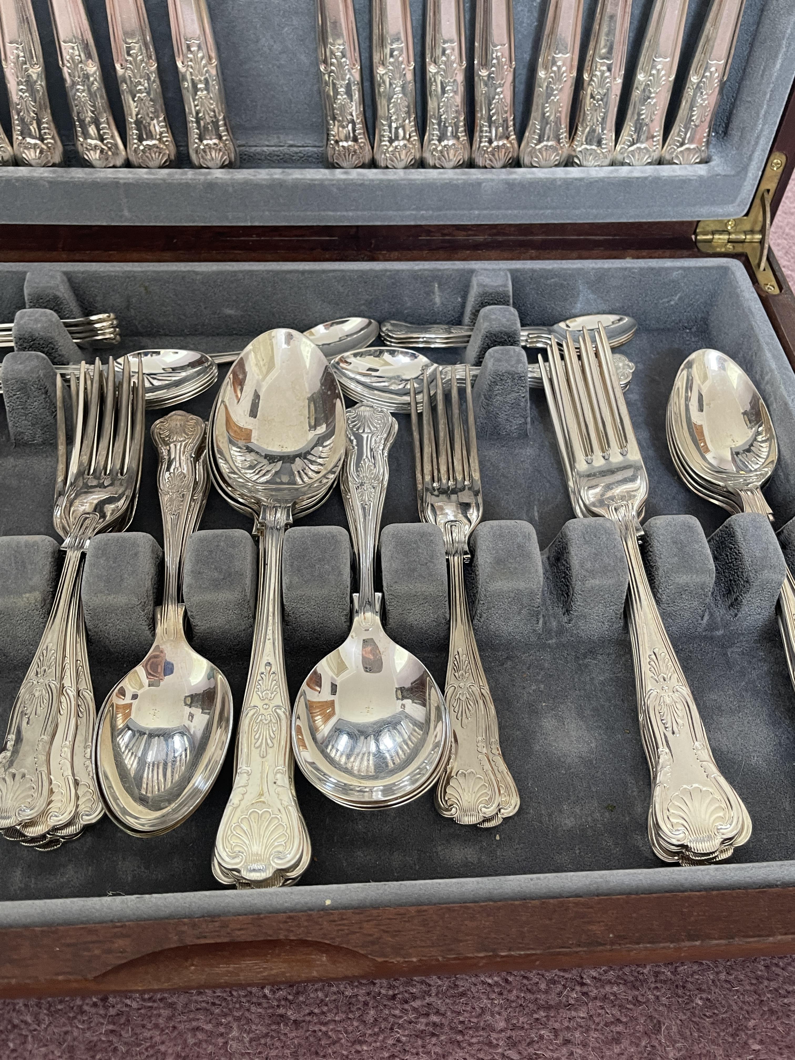 Cased Sheffield England Stainless Steel Cutlery Se - Image 7 of 10