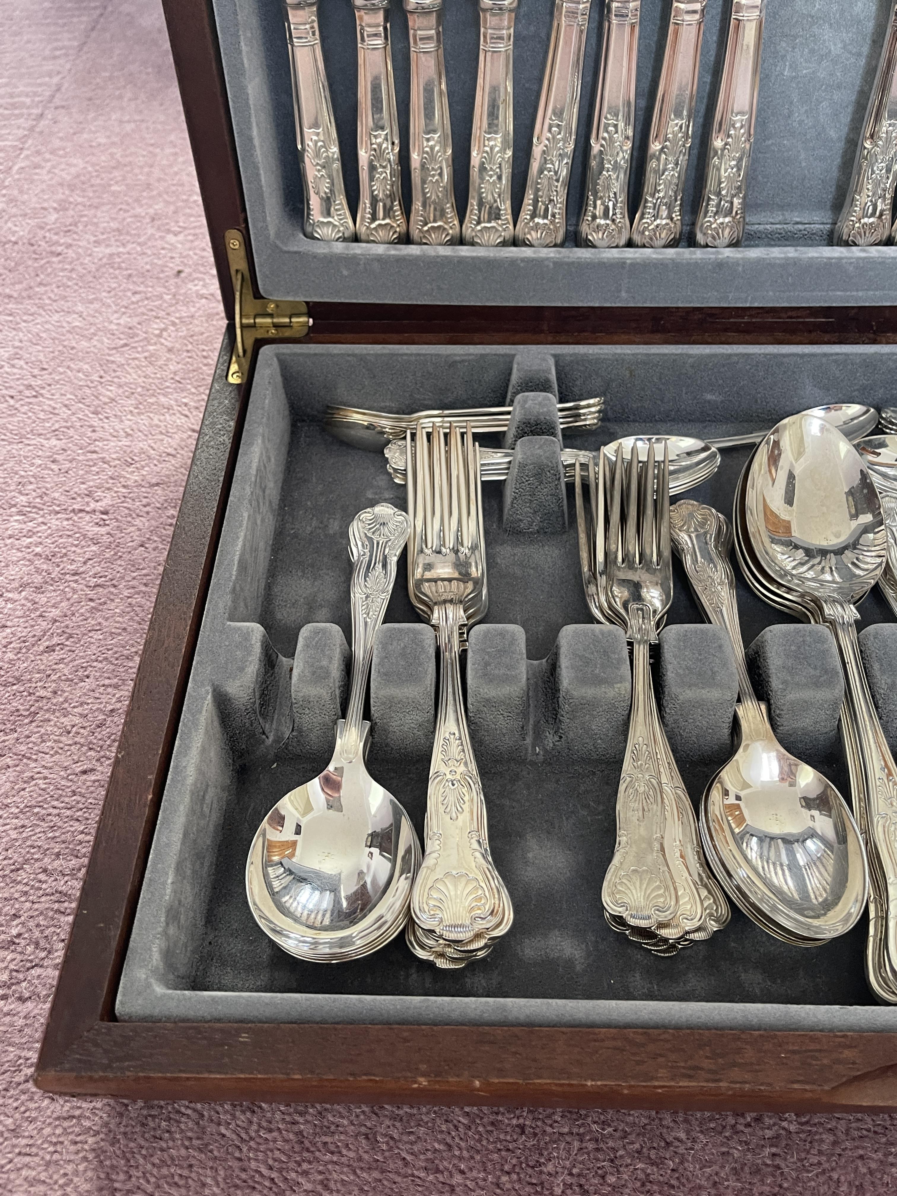 Cased Sheffield England Stainless Steel Cutlery Se - Image 5 of 10