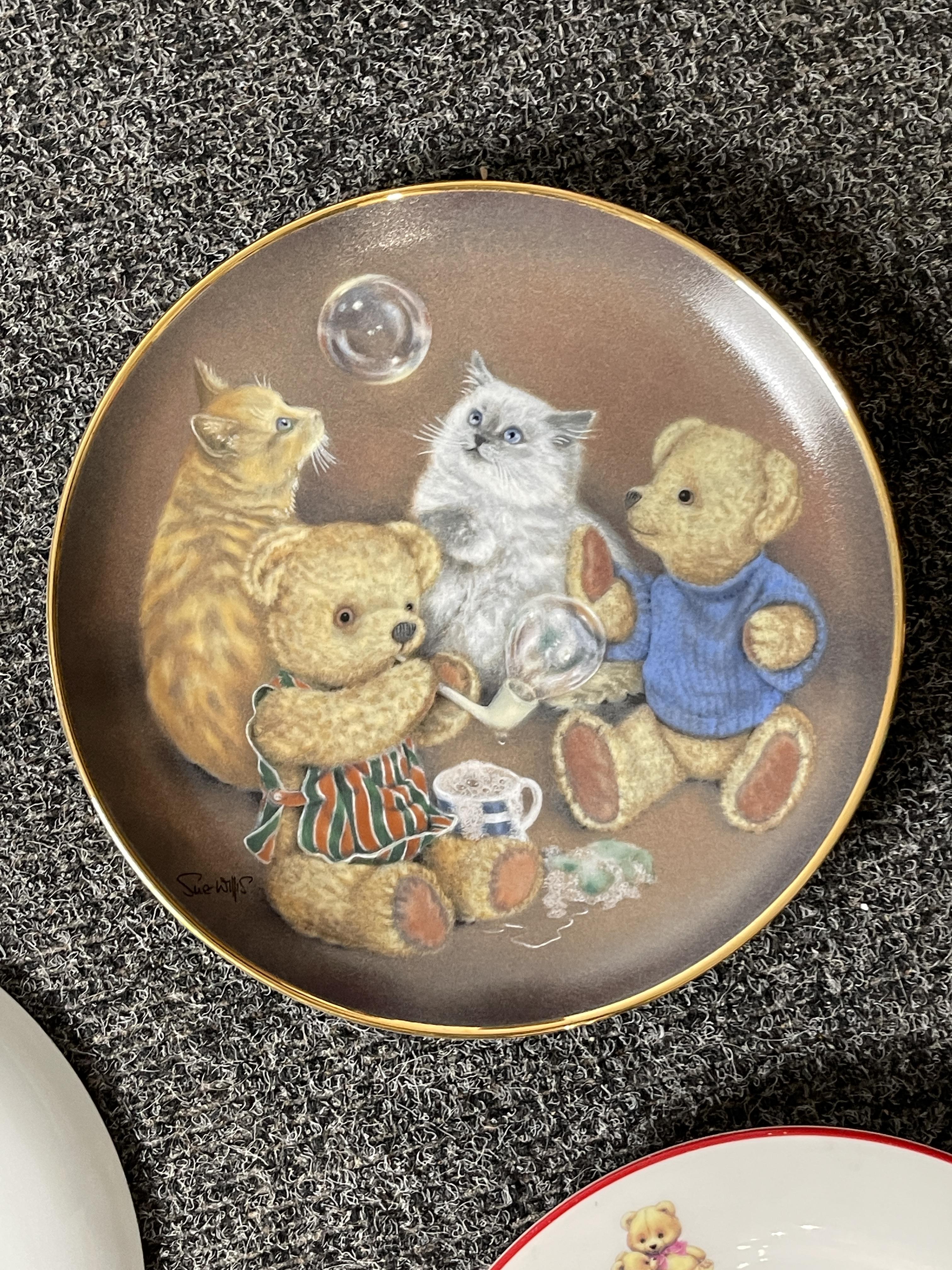 Collection of Decorative Collectable Plates to inc - Image 18 of 28