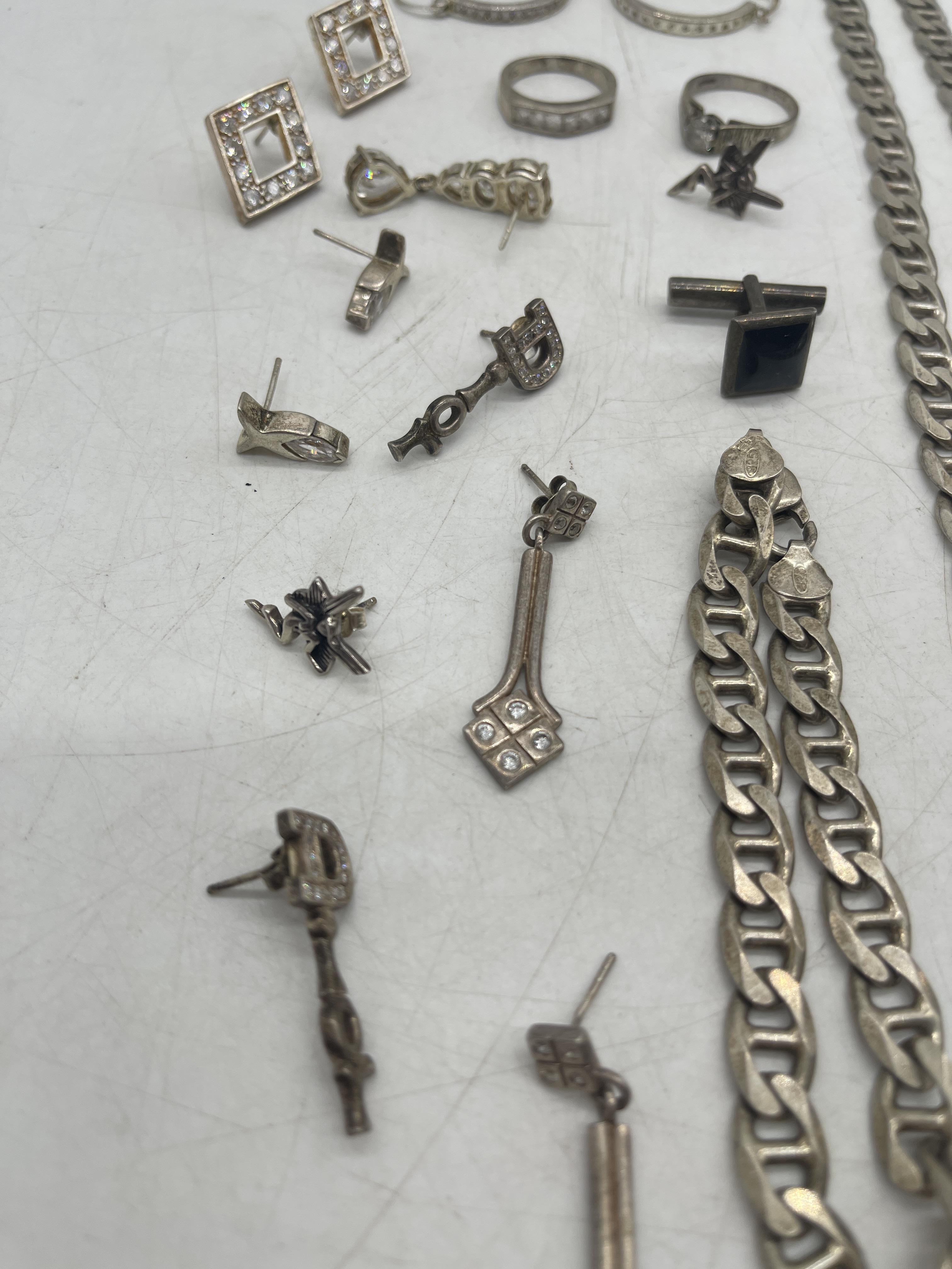Collection of Silver Jewellery. - Image 9 of 18