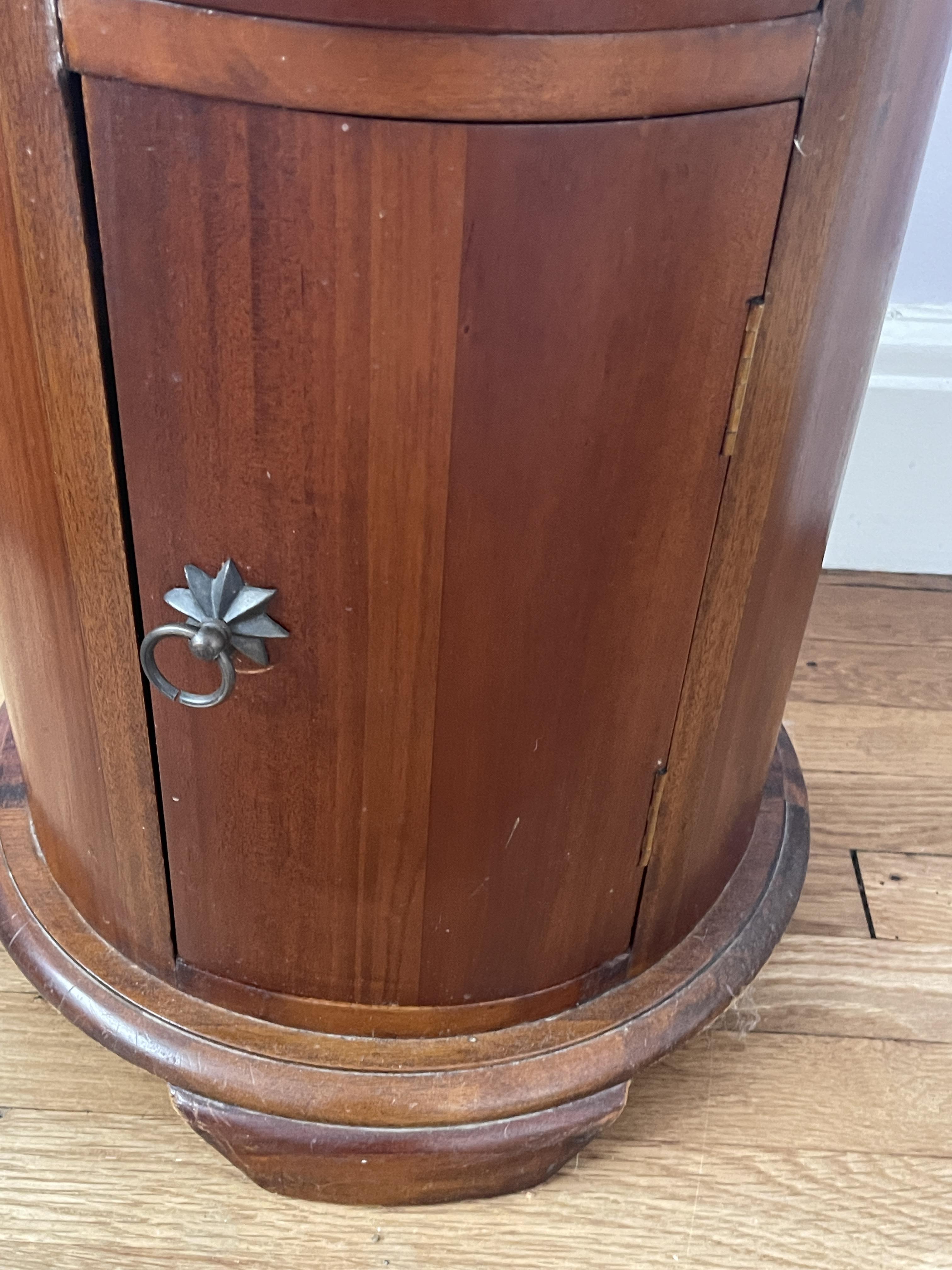 Mahogany Round Drum Chest with Drawer and Cupboard - Image 6 of 14