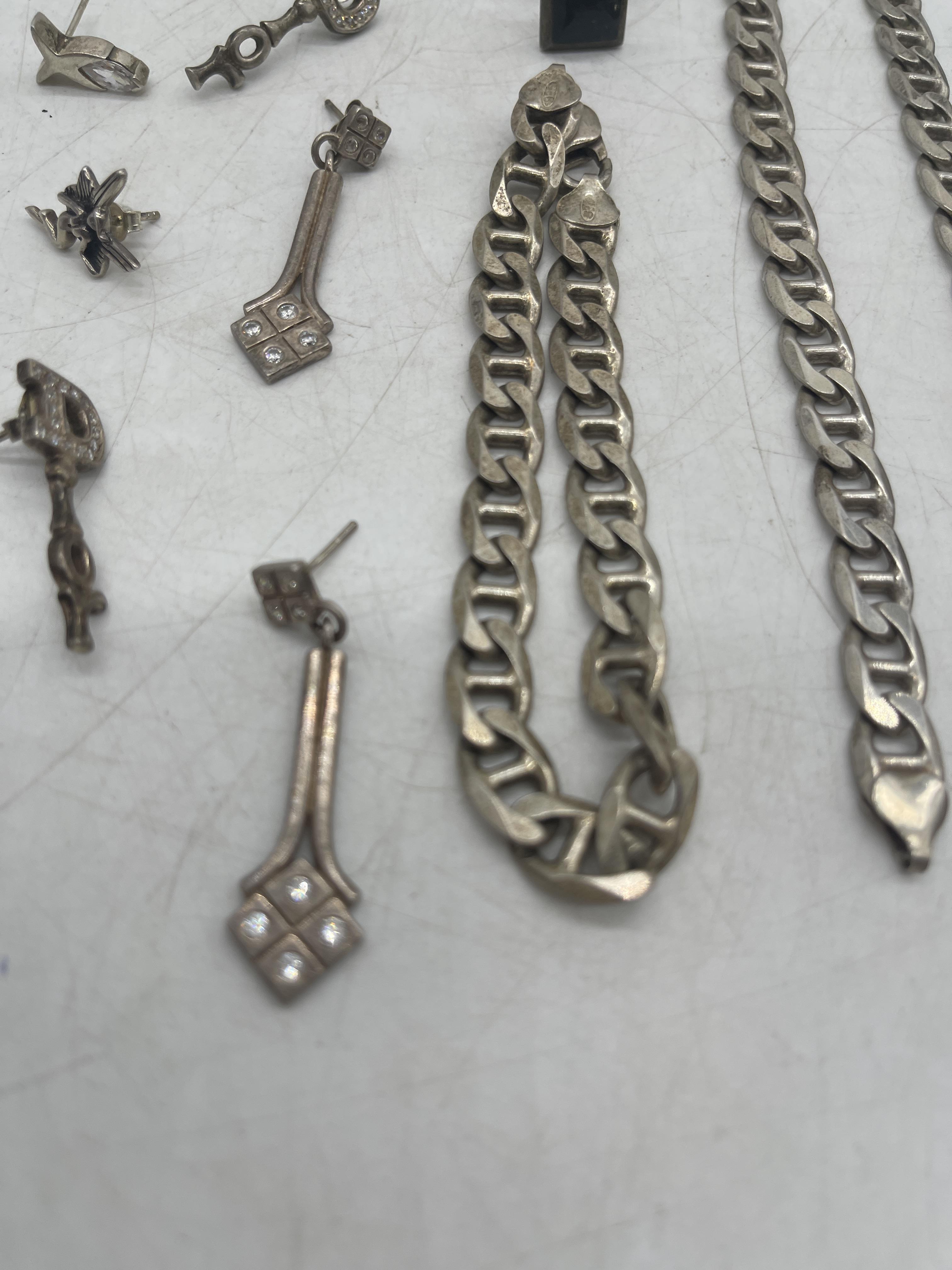 Collection of Silver Jewellery. - Image 14 of 18