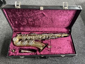 B&H 400 made for Boosey & Hawkes Cased Saxophone.