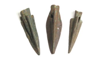 Ancient Greek arrowhead Group (3). Circa 630-450 BCE. Copper-alloy, largest 29mm. 'Scythian type'.