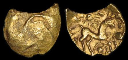 Selsey Dahlia quarter stater, Regini tribe c. 50 BC. Damaged die type. Gold, 1.07g. 13.92mm. Obv:
