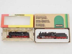 A pair of HO gauge German Outline steam locomotives by FLEISCHMANN and TRIX - VG in G/VG boxes (2)