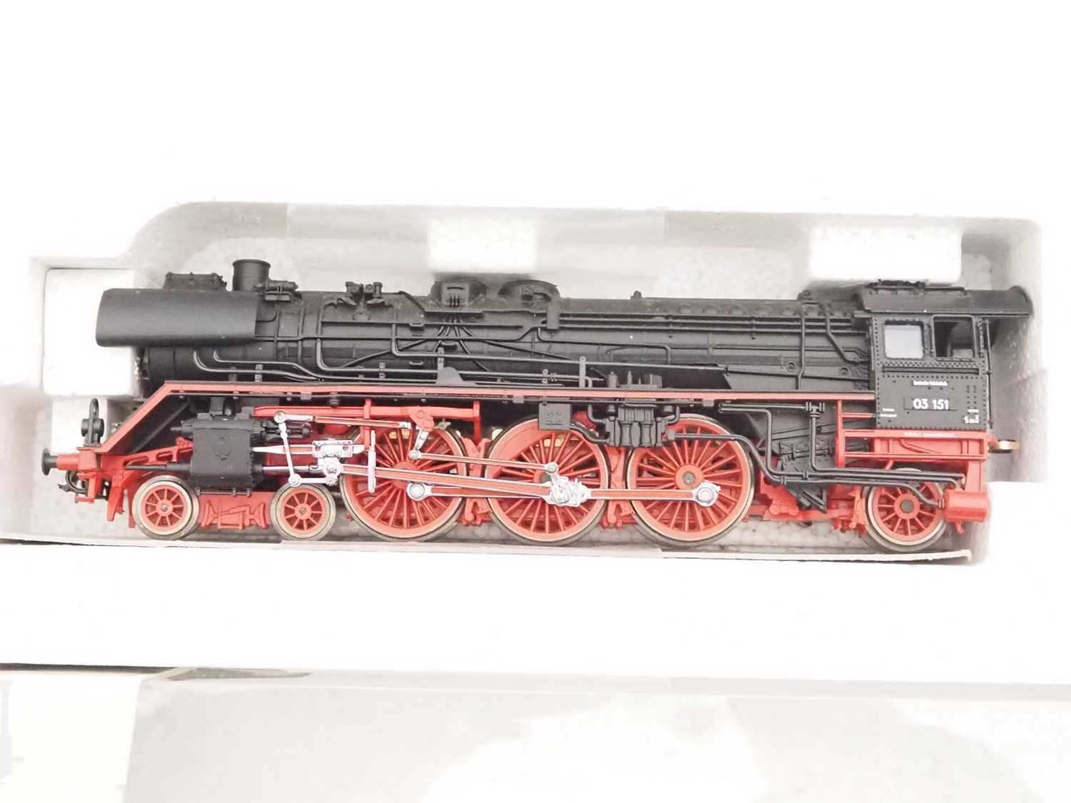 A group of PIKO HO gauge German Outline steam locos comprising Classes BR01.5, BR03.0 and BR38 all - Bild 6 aus 11