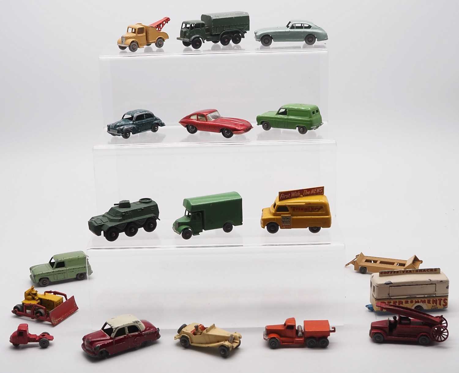 A group of unboxed MATCHBOX 1-75 series diecast cars and vans - F/G (unboxed) (18)