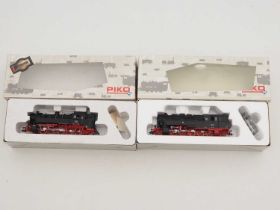 A pair of PIKO HO gauge German Outline steam locomotives in DR black livery - VG in VG boxes (2)