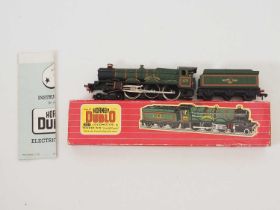 A HORNBY DUBLO 2221 OO gauge Castle Class steam locomotive in BR green livery 'Cardiff Castle' - G/