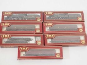 A group of AIRFIX OO gage model railways comprising: 2 x Castle Class steam locos in GWR and BR