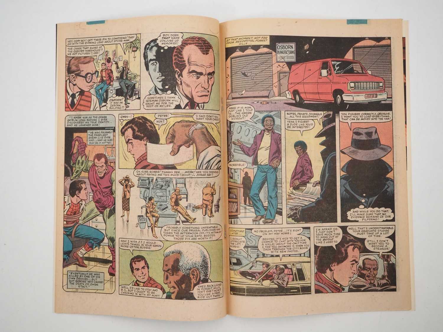 AMAZING SPIDER-MAN #238 - (1983 - MARVEL) - INCLUDES TATTOOZ - First appearance of the Hobgoblin, - Bild 5 aus 10