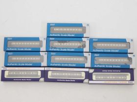 A group of DAPOL N gauge Collett coaches all in GWR livery - VG/E in VG boxes (10)