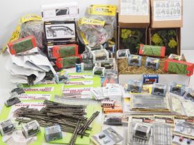 A large crate of N gauge accessories by various manufacturers including METCALFE KITS, OXFORD